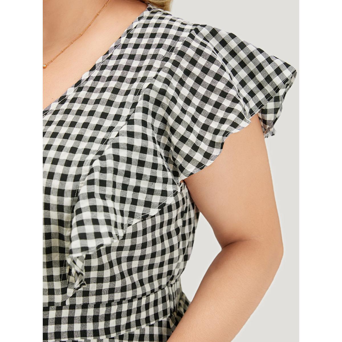 Plus Size Gingham Button Detail Pocket Ruffle Cap Sleeve Dress Black Women Elegant Button V-neck Cap Sleeve Curvy Knee Dress BloomChic 28/5X Product Image