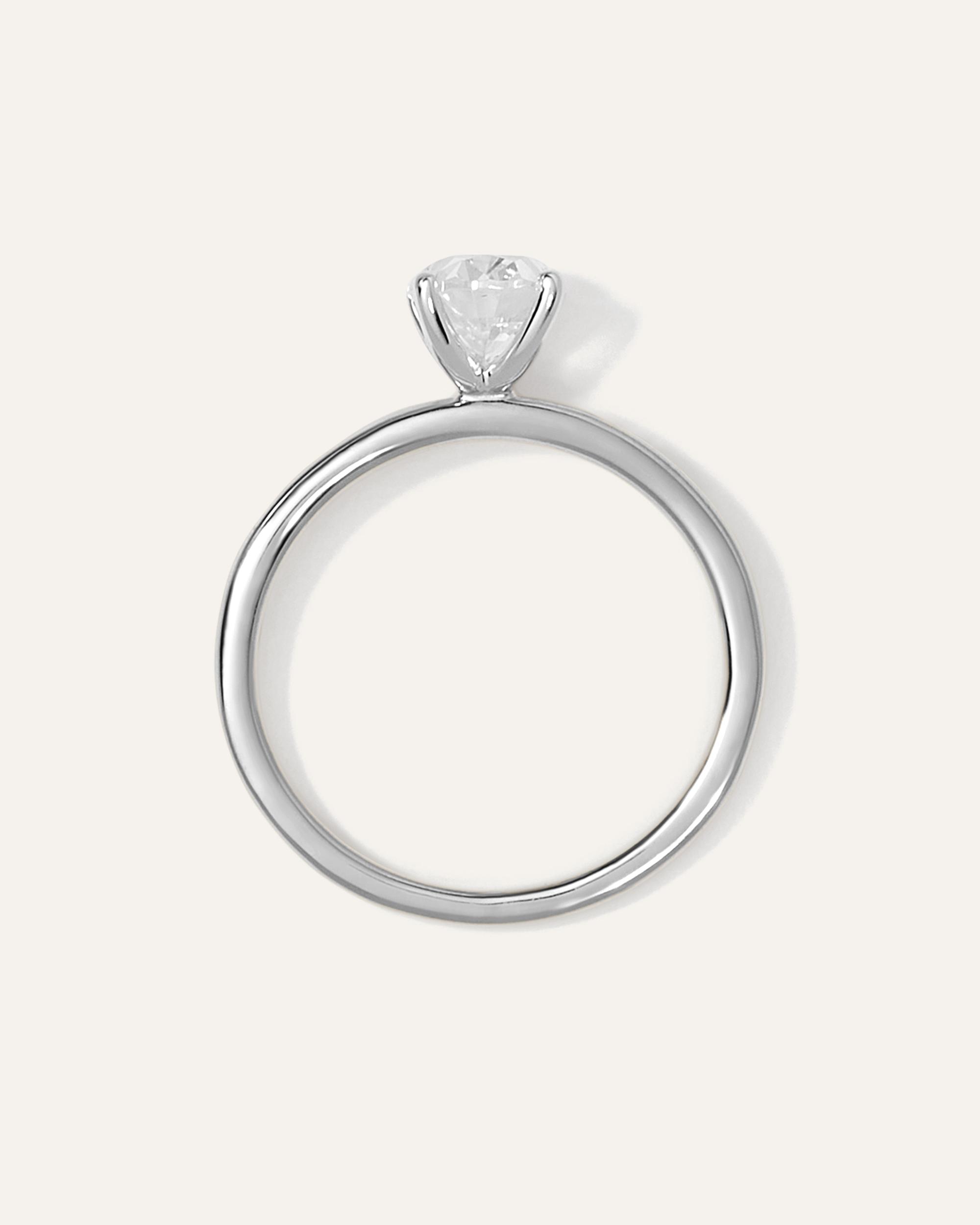 Quince | Women's Lab Grown Diamond Oval Comfort Fit Engagement Ring Product Image