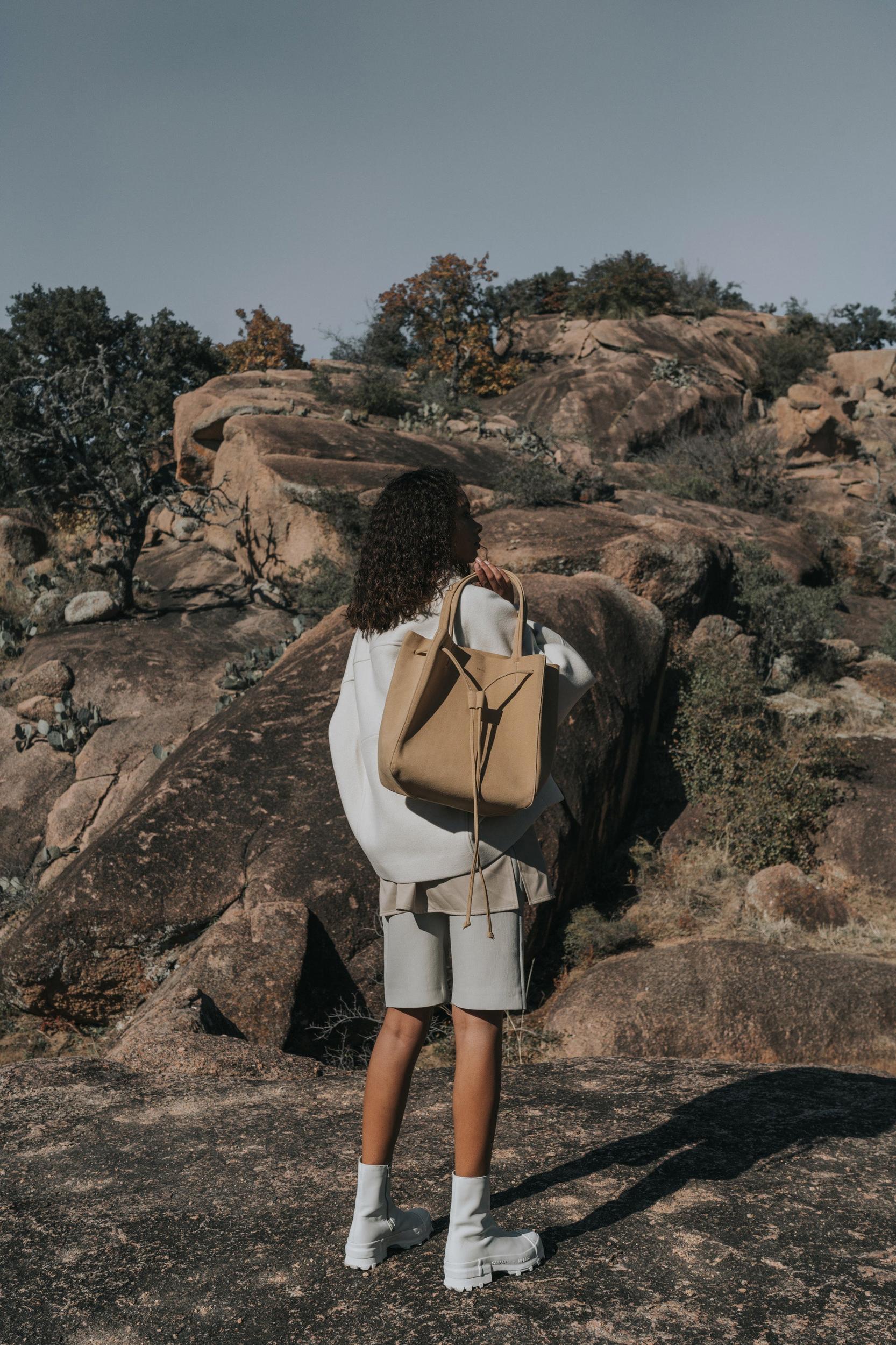 Camel Shopper Bag Product Image