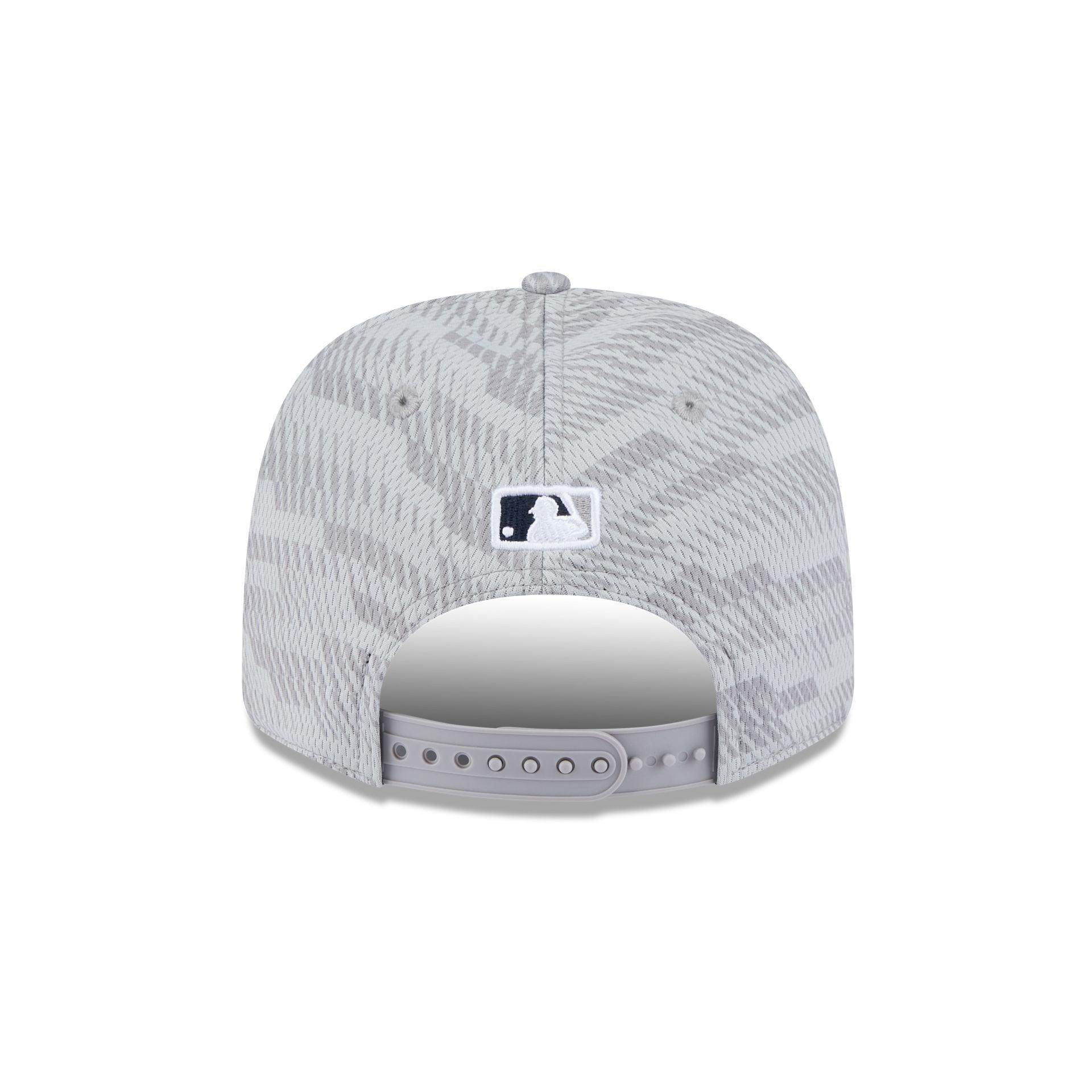 New York Yankees 2025 Clubhouse Gray 9SEVENTY Stretch-Snap Hat Male Product Image