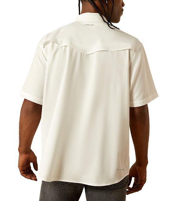 Ariat VentTEK Classic Fit Performance Short Sleeve Solid Woven Western Shirt Product Image