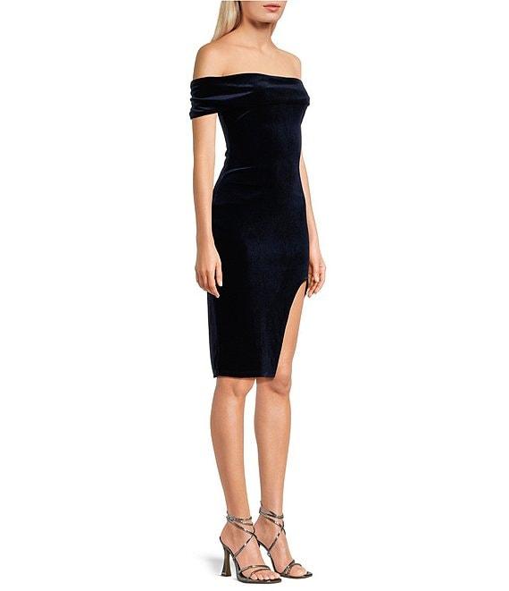 B. Darlin Off-The-Shoulder Velvet Knee Length Bodycon Dress Product Image