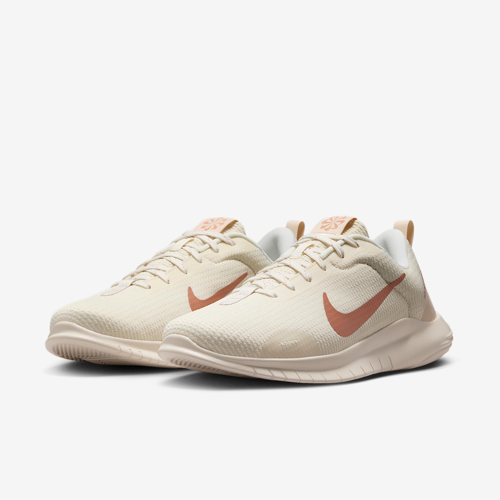 Nike Women's Flex Experience Run 12 Road Running Shoes (Extra Wide) Product Image