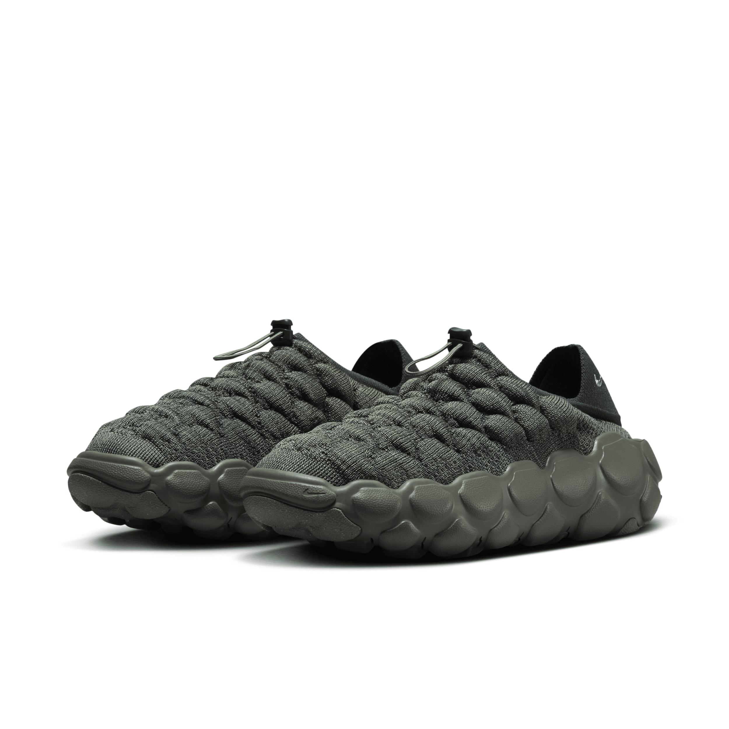 Nike Women's Flyknit Haven Shoes Product Image