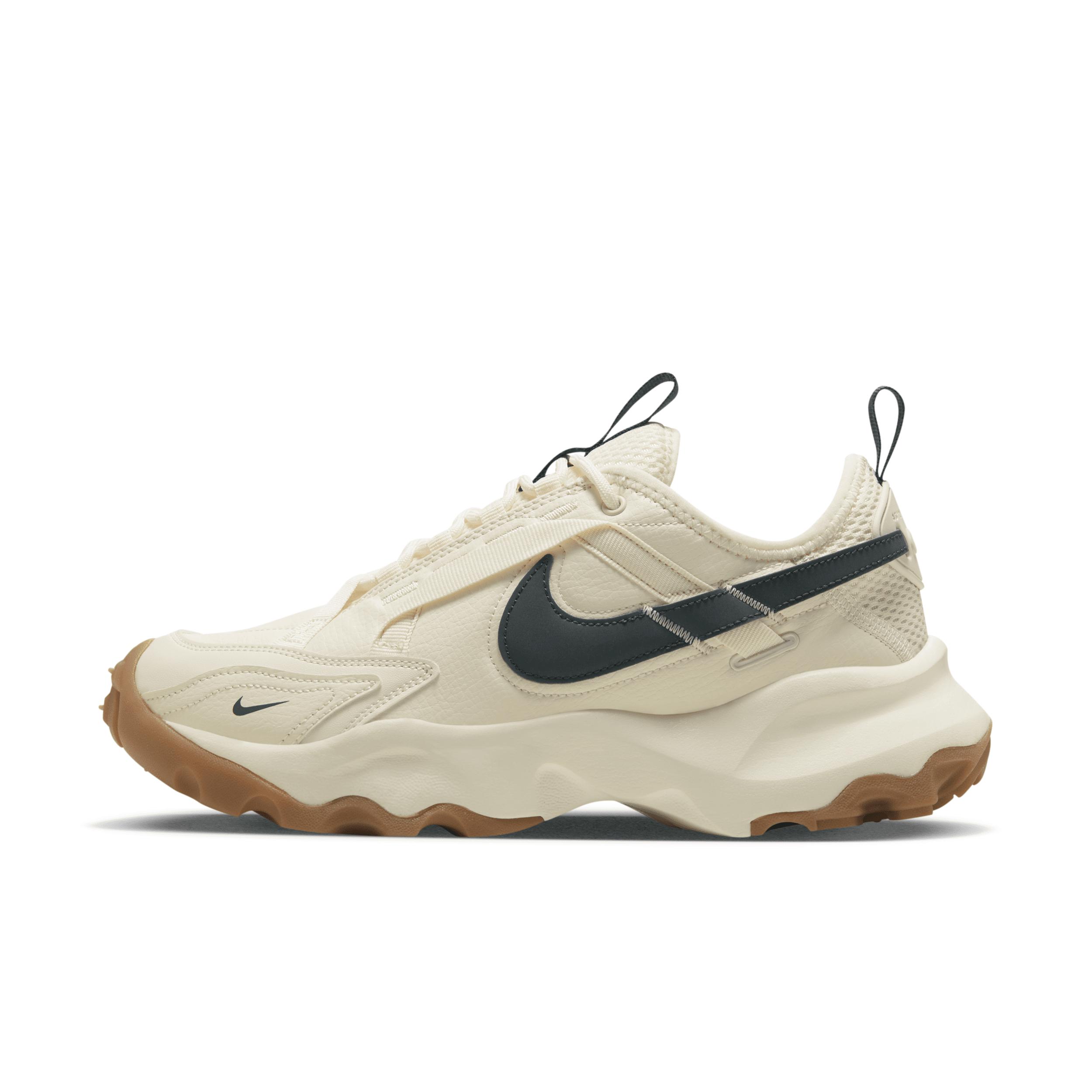 Nike Womens Nike TC 7900 - Womens Shoes Lt Brown/Armory Navy/Pale Ivory Product Image