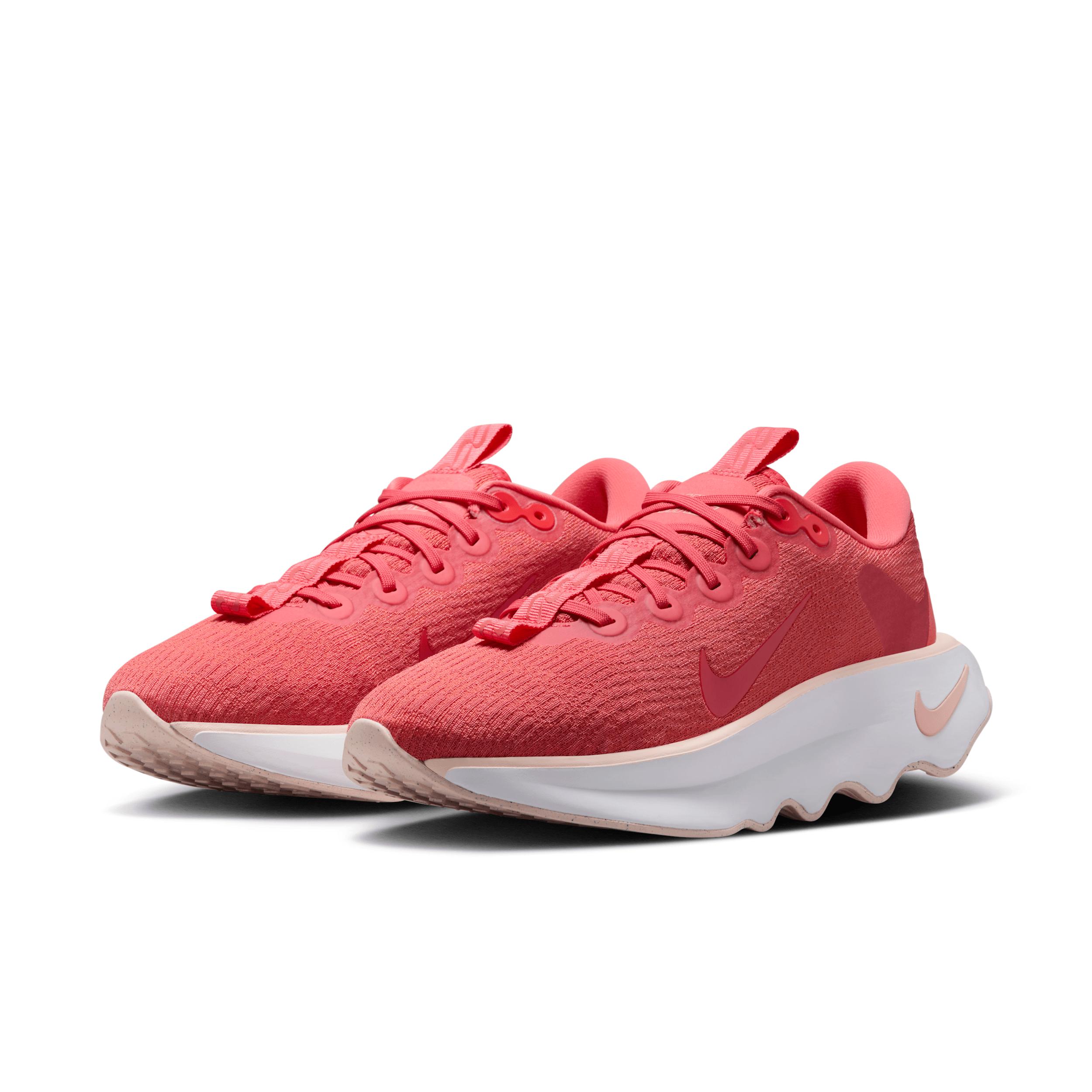 Nike Women's Motiva Walking Shoes Product Image