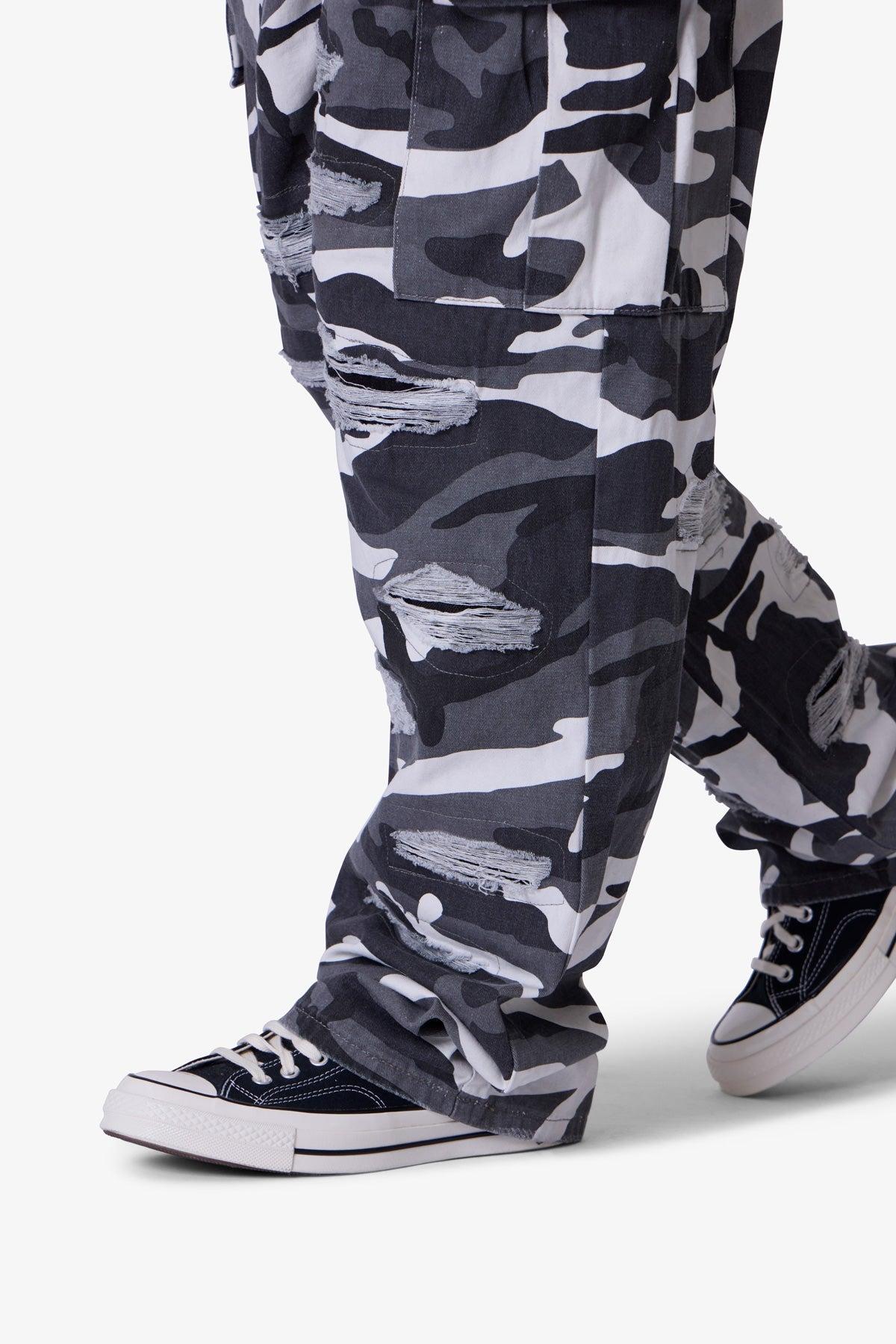 Ultra Baggy Skated Cargo Pants - Black/White Product Image
