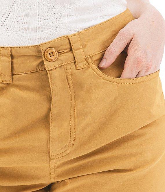 Aventura Halifax Woven Twill Straight Leg Crop Pants Product Image