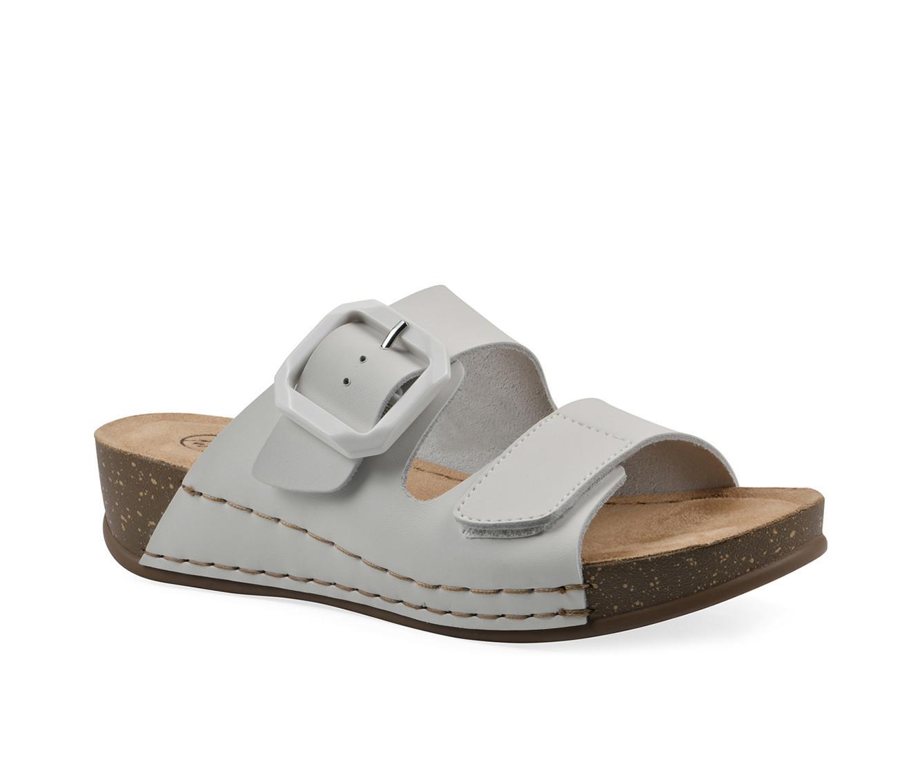 Women's White Mountain Fearful Footbed Sandals Product Image