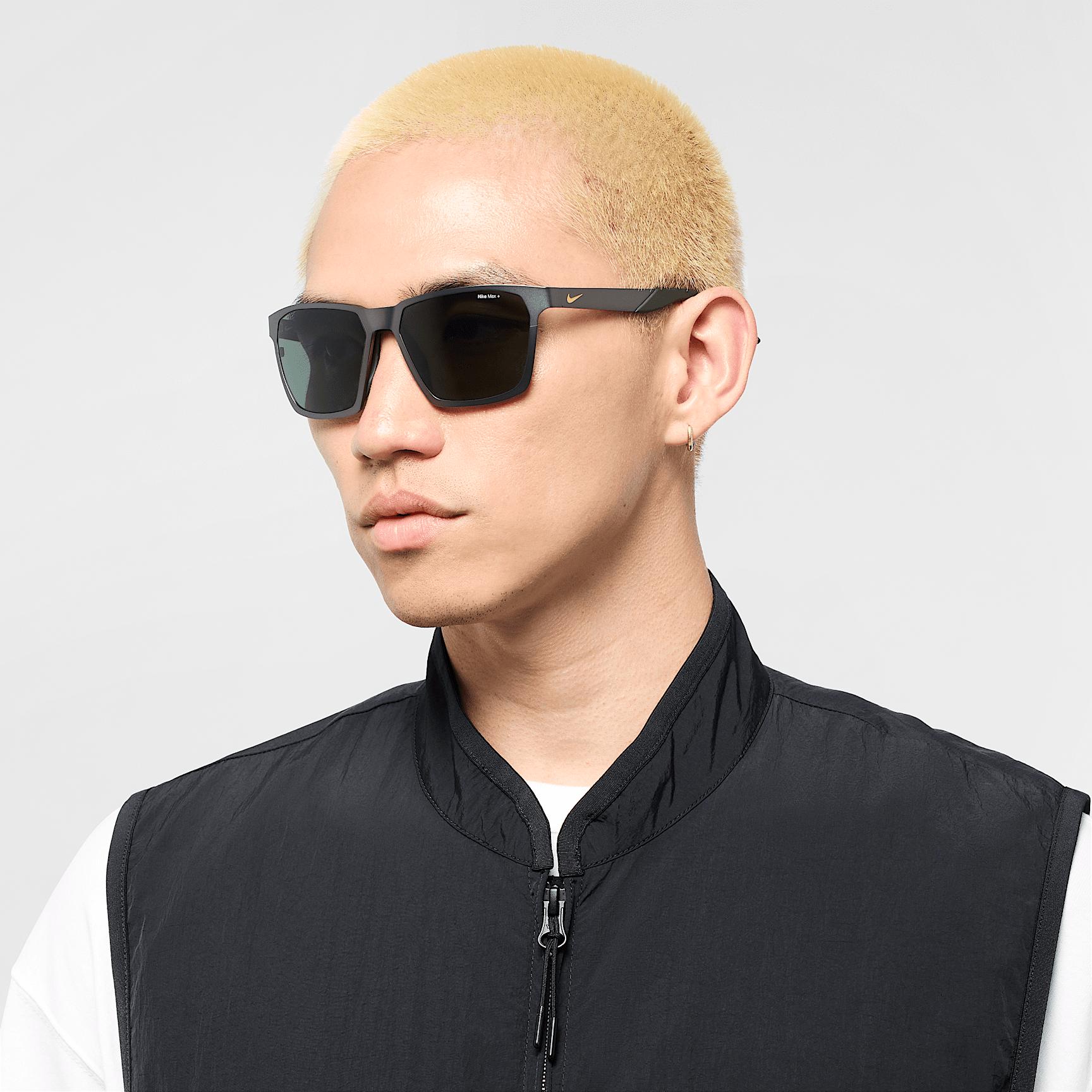 Nike Mens Maverick Valor Polarized Sunglasses | IF0968X-900 Product Image