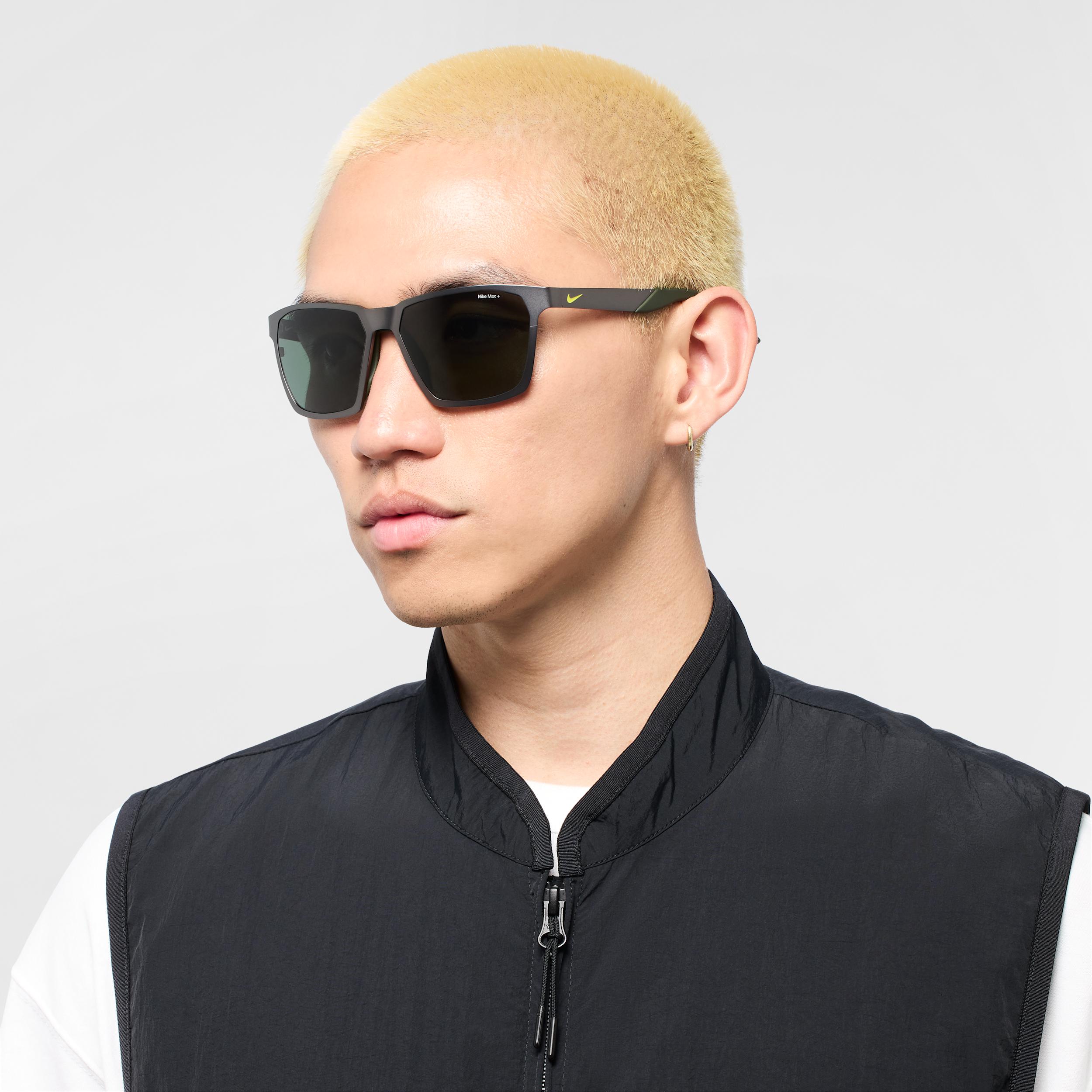 Nike Mens Maverick Valor Polarized Sunglasses | IF0968X-900 Product Image