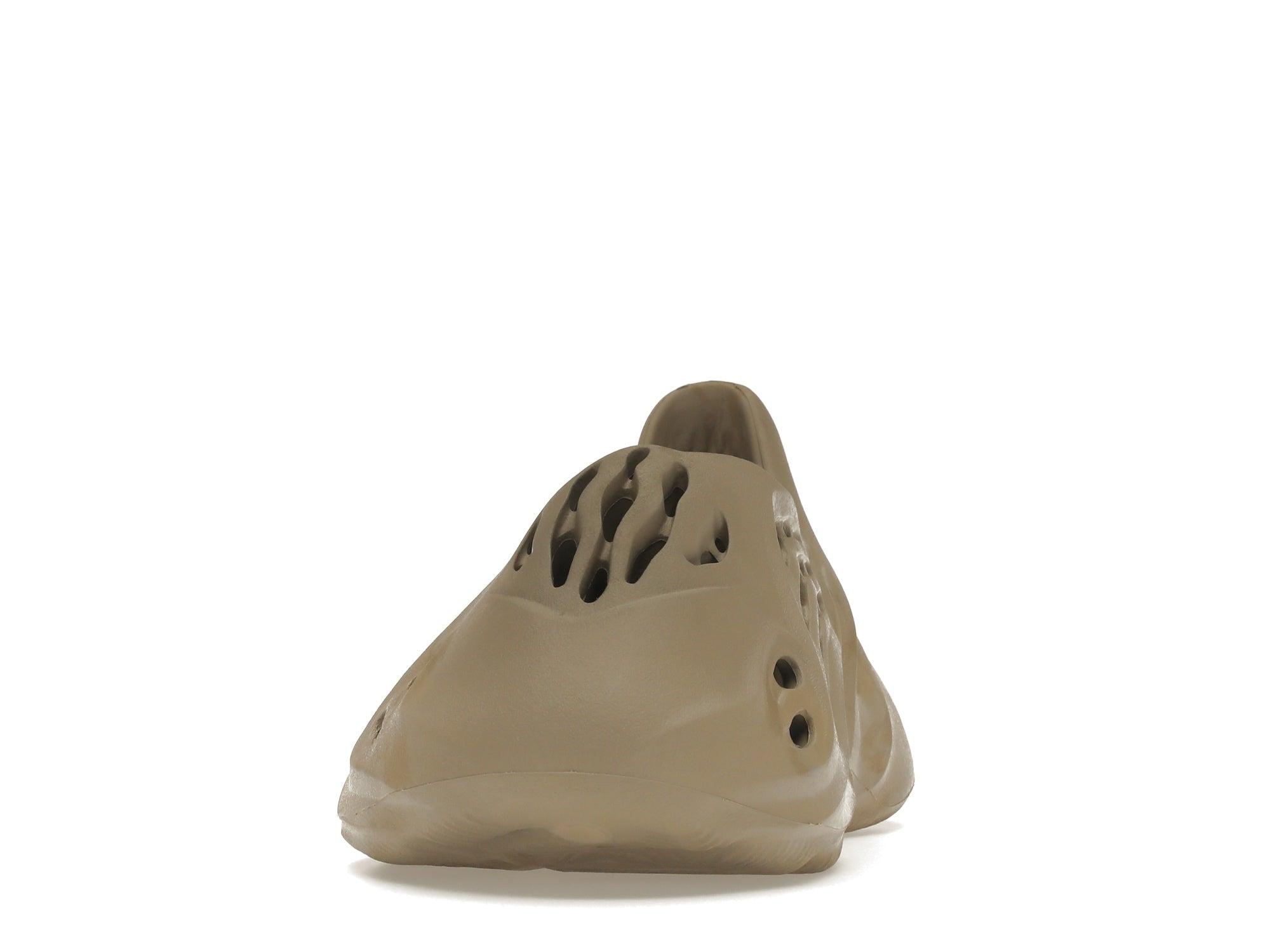 Adidas Yeezy Foam Runner RNNR "Stone Sage" Product Image