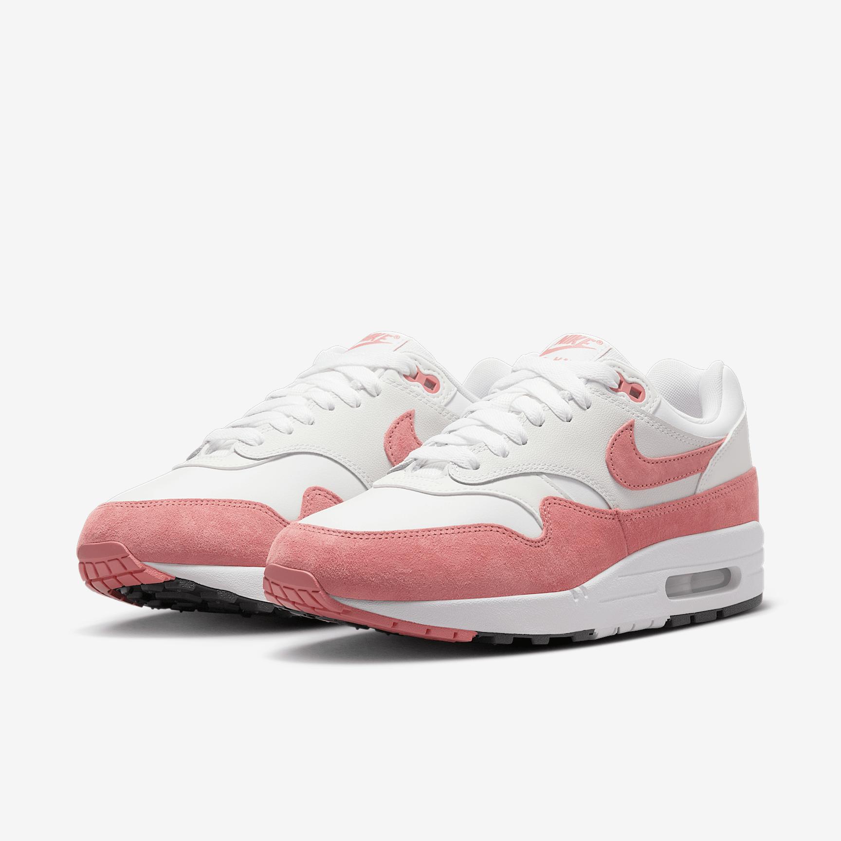 Womens Nike Air Max 1 87 Casual Shoes Product Image