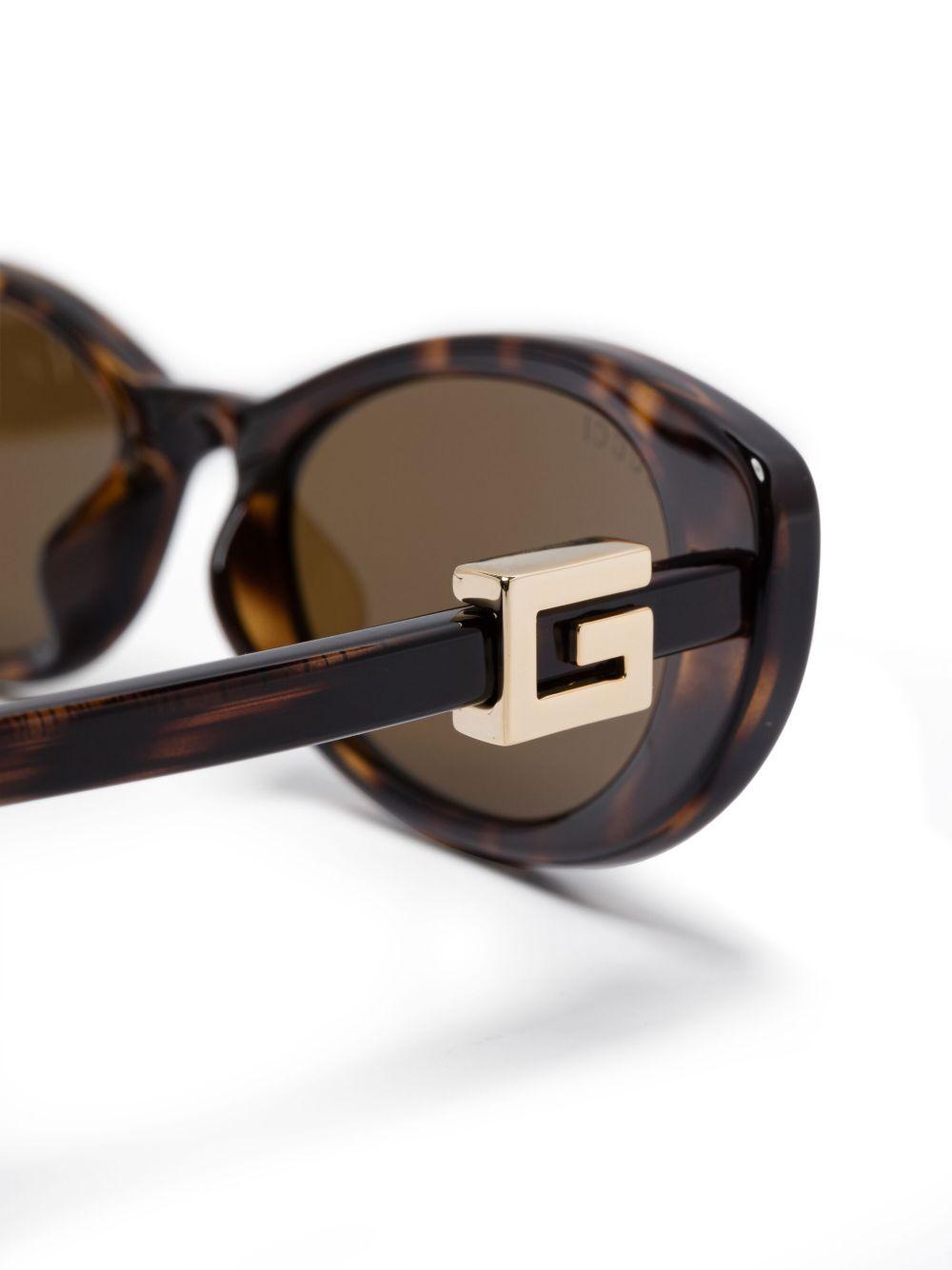 cat-eye sunglasses Product Image