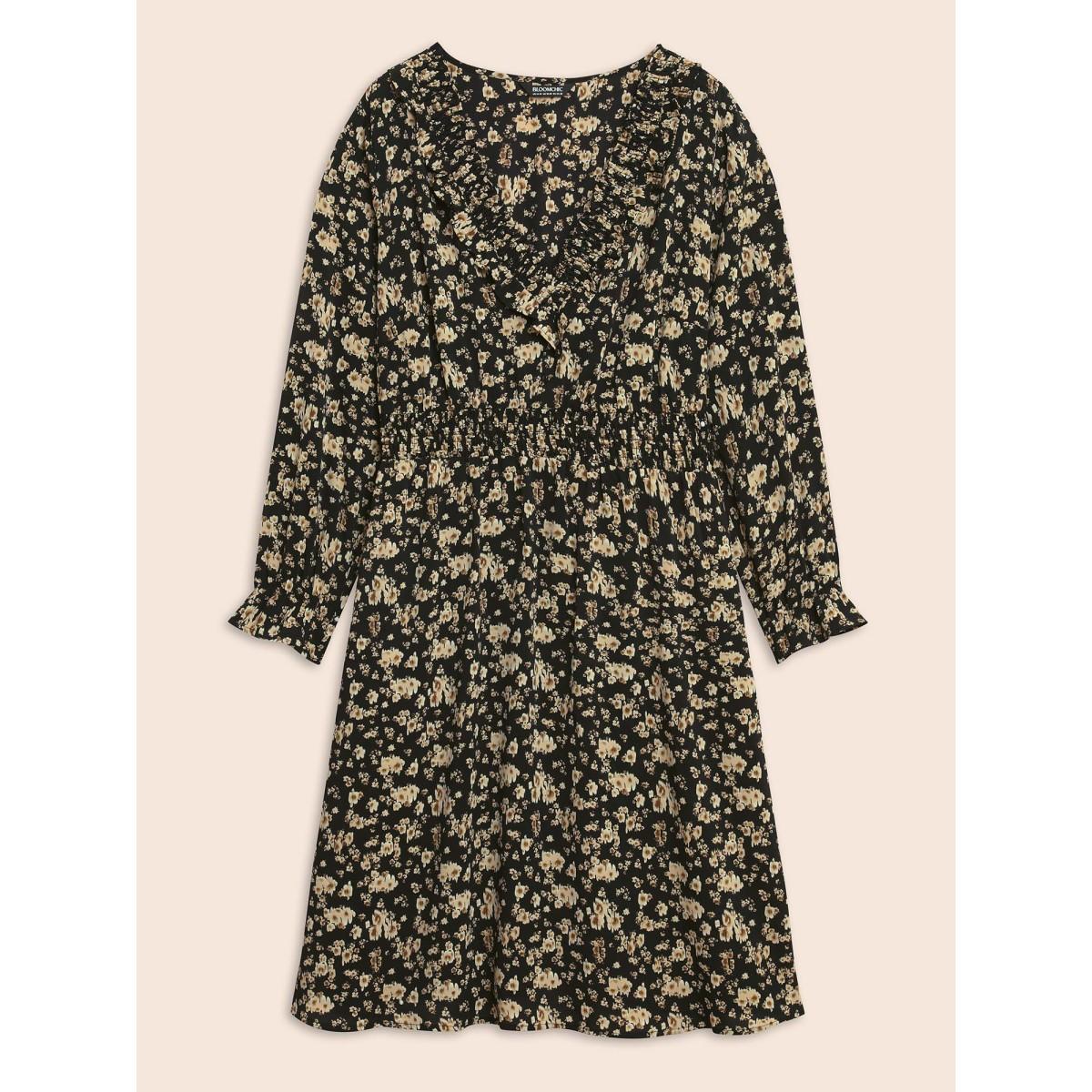 Plus Size V Neck Ditsy Floral Ruffles Shirred Dress Black Women Resort Shirred V-neck Long Sleeve Curvy BloomChic 18-20/2X Product Image