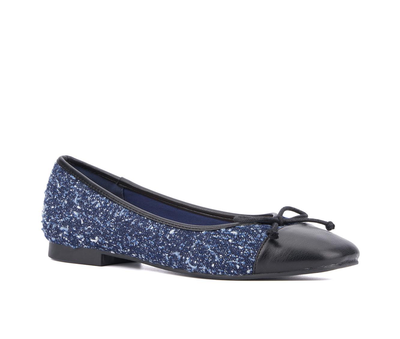Women's New York and Company Patricia Flats Product Image
