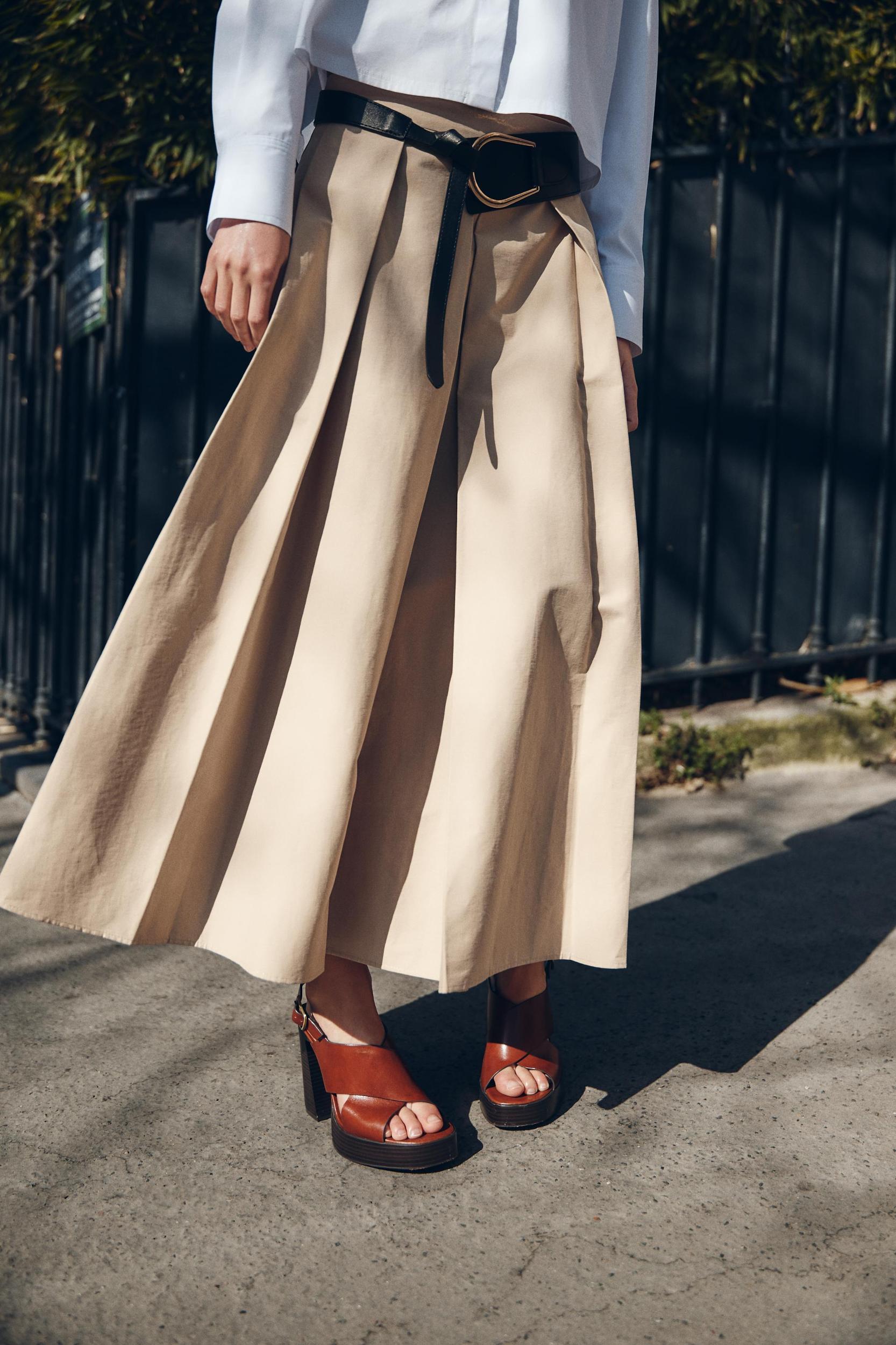 BELTED MIDI SKIRT Product Image