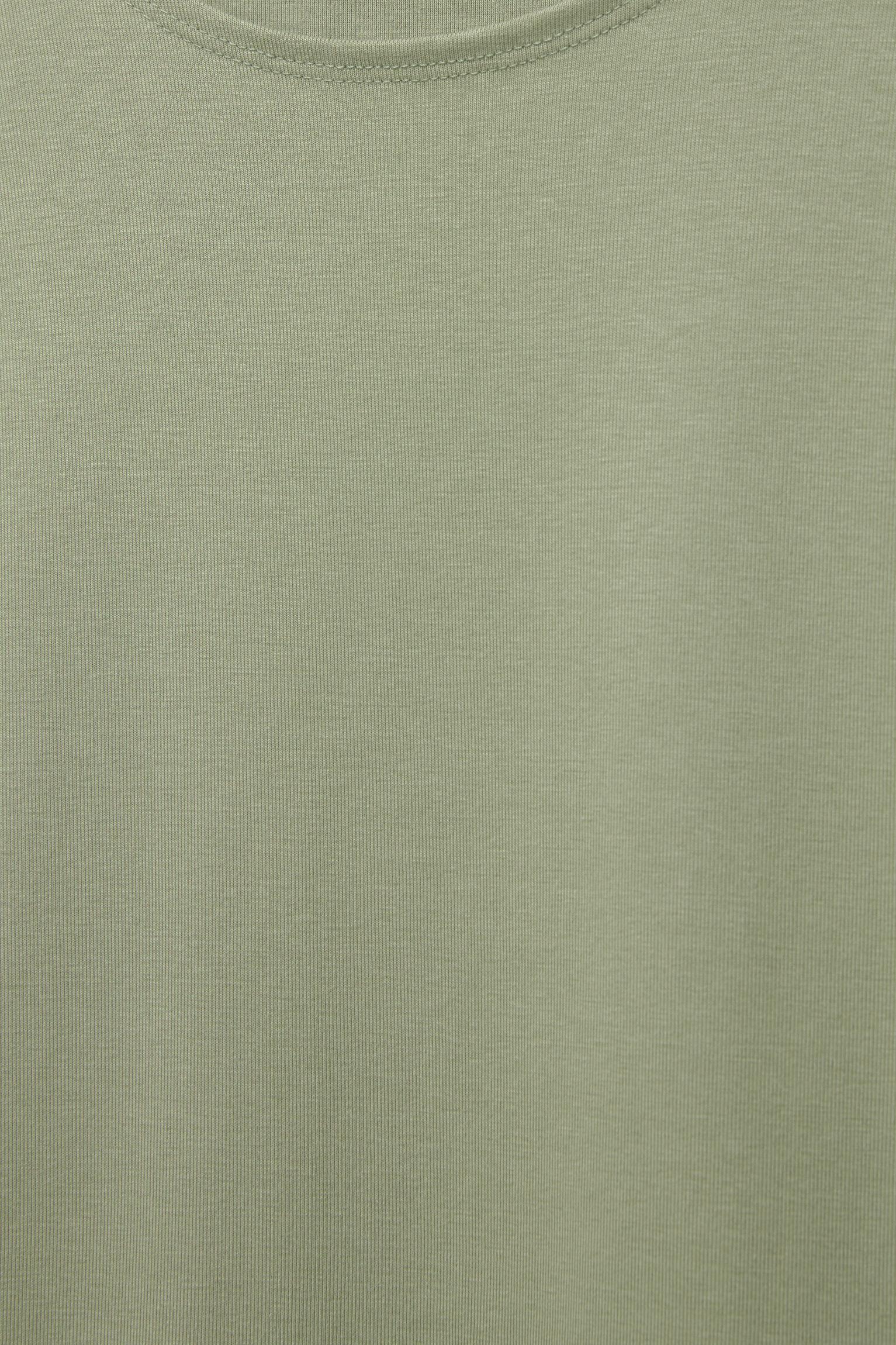 Fitted T-shirt with whole sleeves Product Image