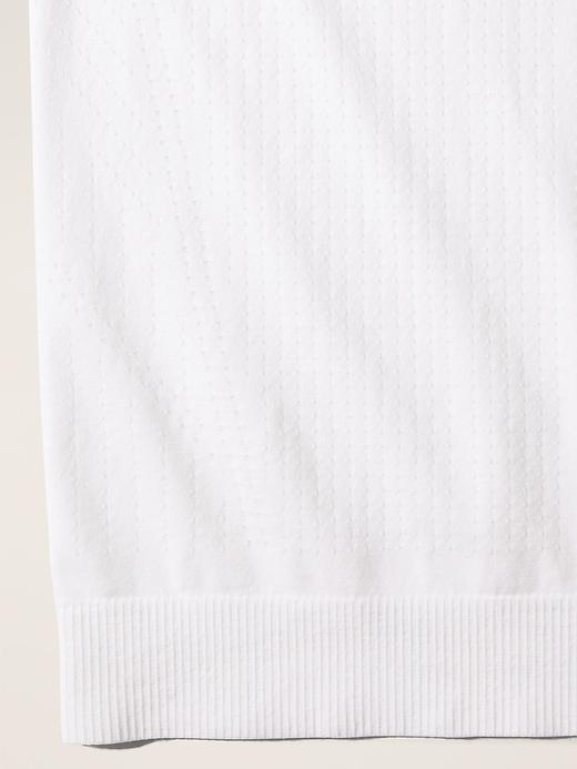 In Motion Seamless Tee Product Image