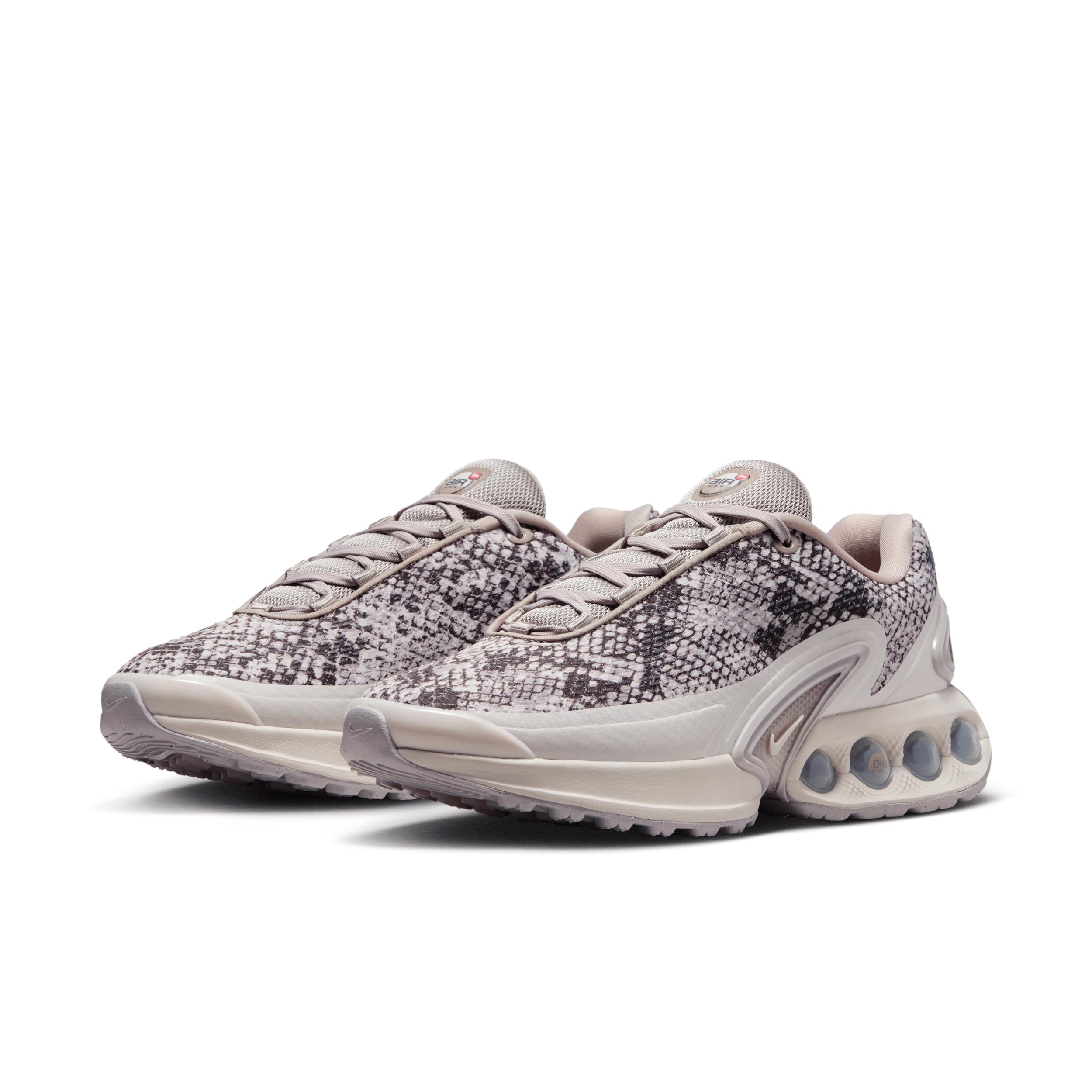 Nike Womens Air Max Dn Premium Shoes | HQ0013-001 Product Image