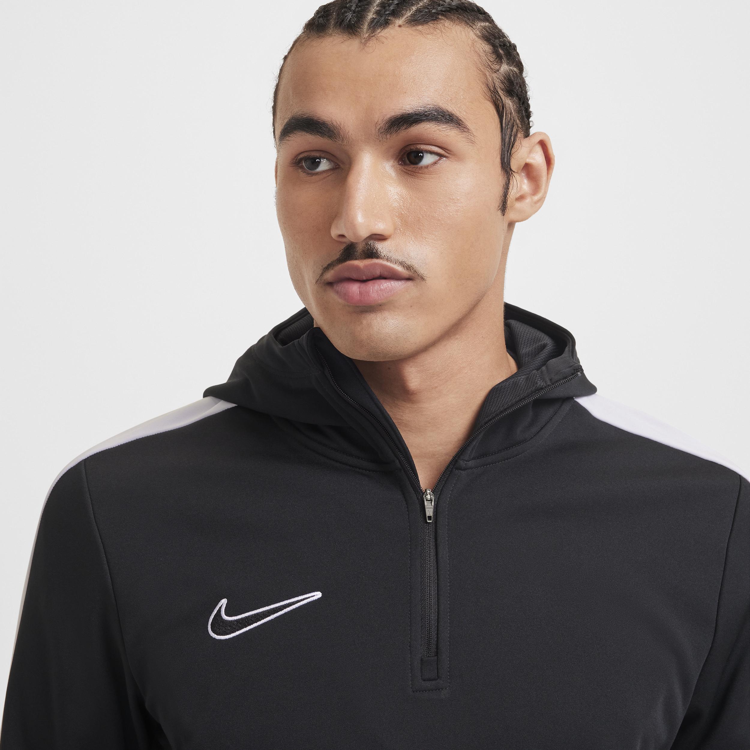 Nike Men's Academy Therma-FIT Soccer Hoodie Product Image