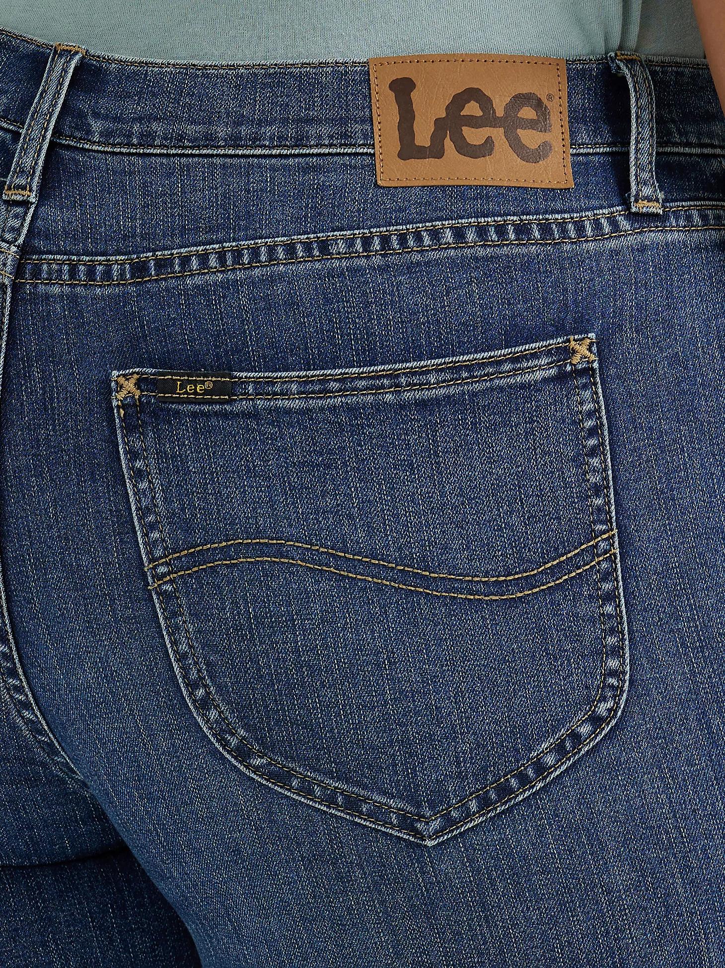 Women’s Legendary Regular Fit Capri (Plus) | Women's Capris & Crops | Lee® Product Image