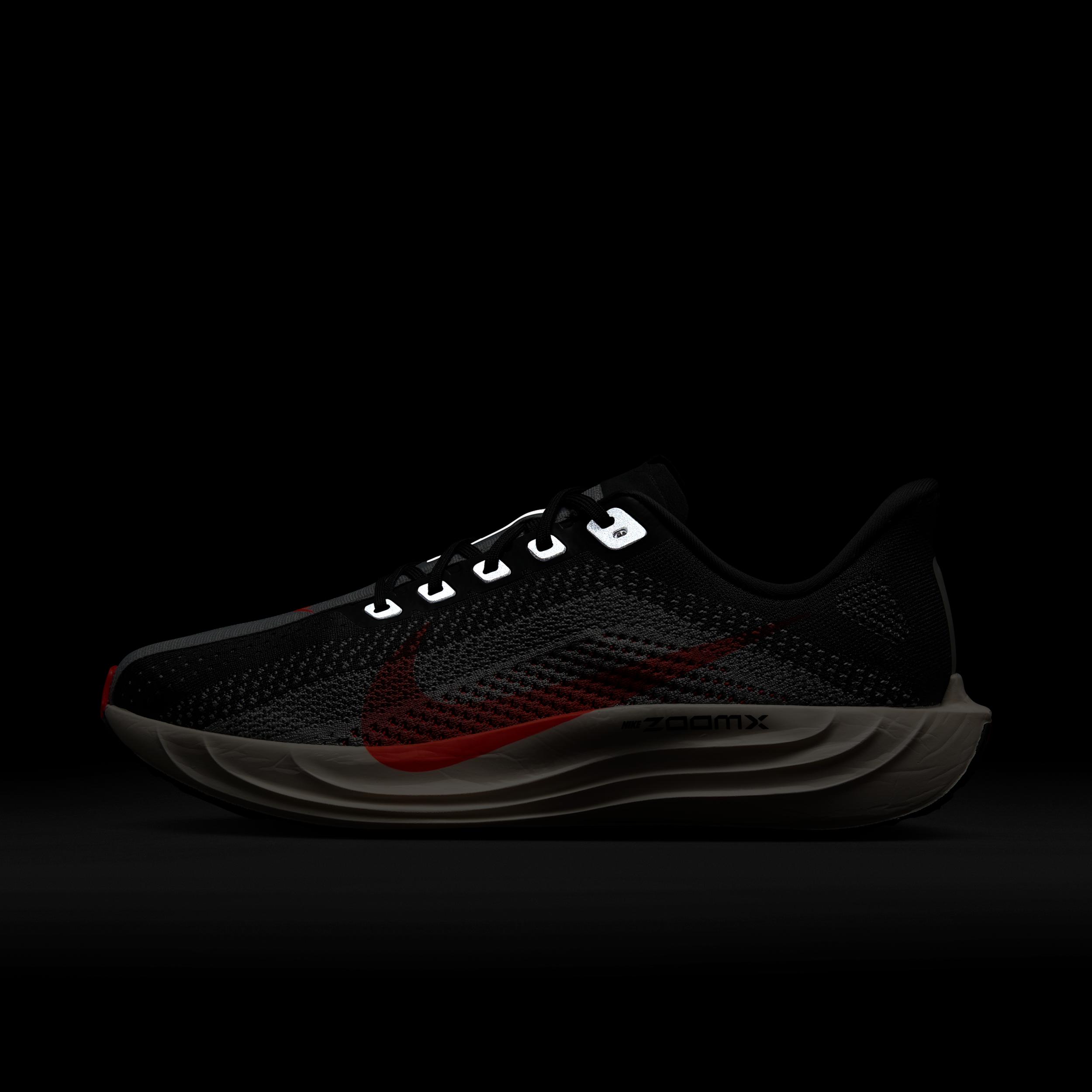 Nike Men's Pegasus Plus Road Running Shoes Product Image