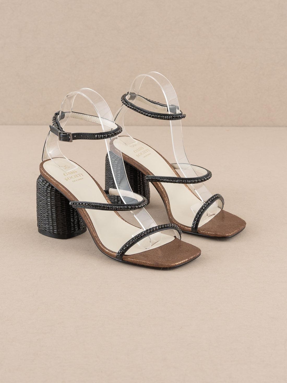 THE DESTINY HEEL Product Image