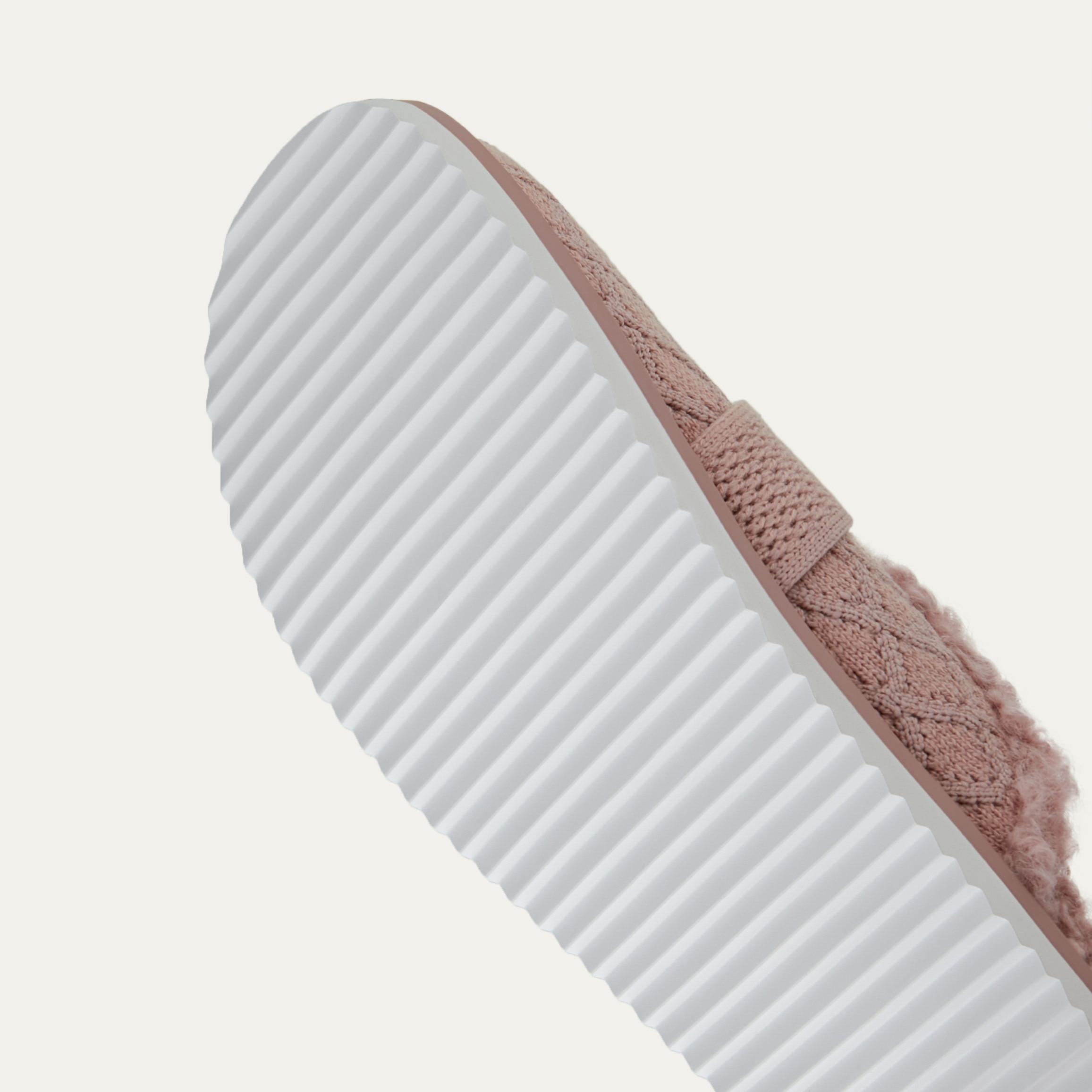 Round-Toe Wool Slippers (Hazel) Product Image