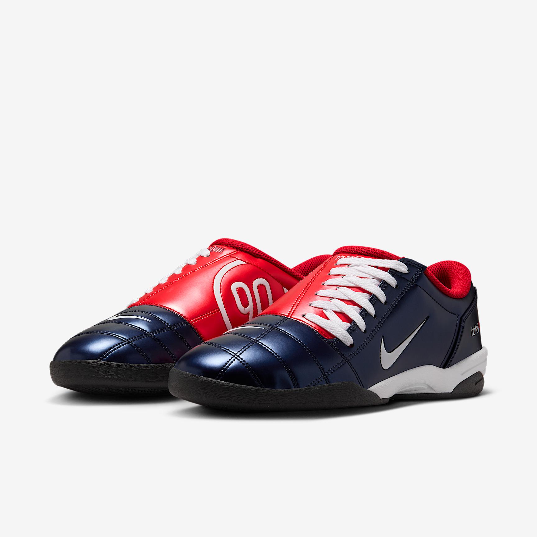 Nike Men's Total 90 Shoes Product Image