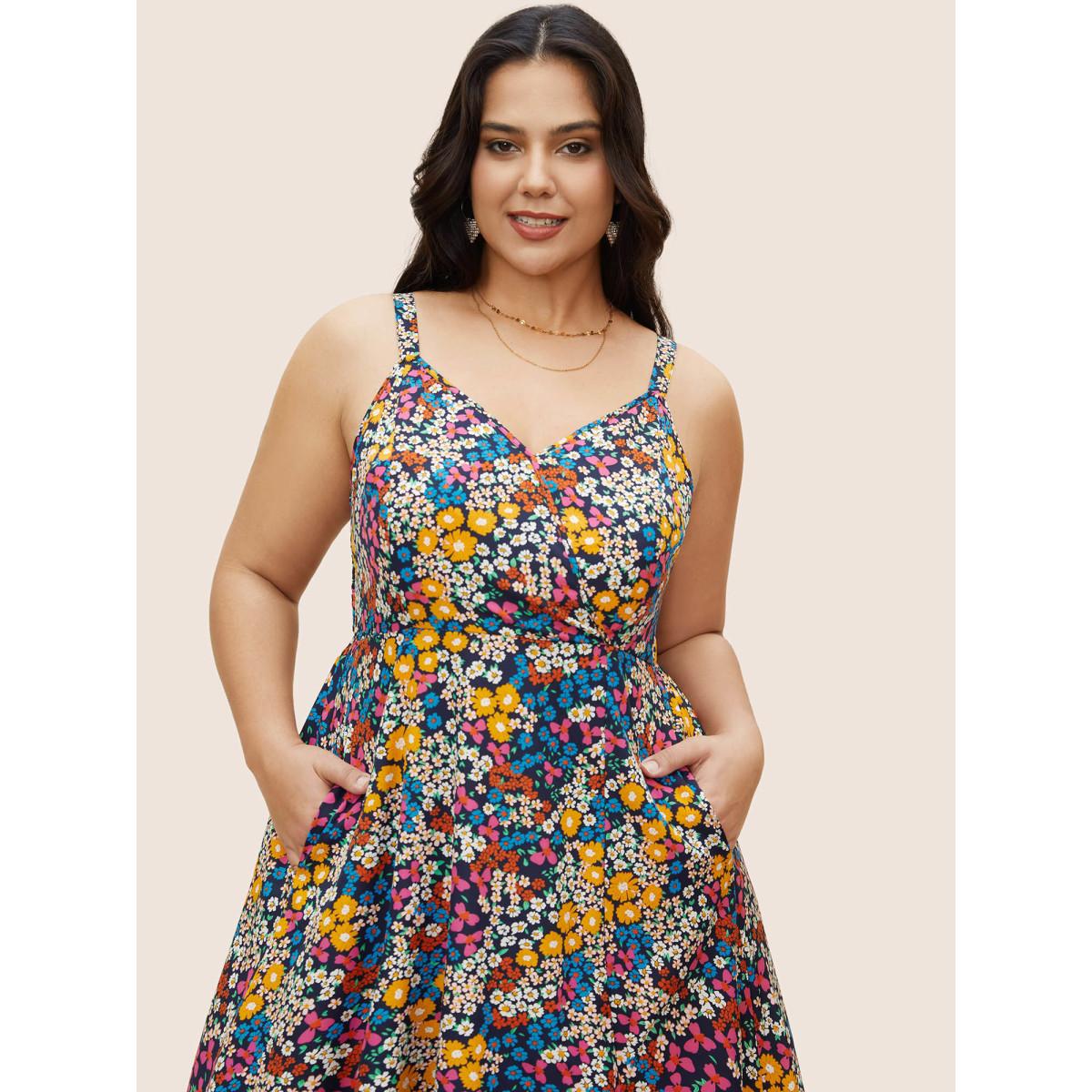 Plus Size Ditsy Floral Shirred Pocket Cami Dress Indigo Women Elegant Shirred V-neck Sleeveless Curvy BloomChic 18-20/2X Product Image