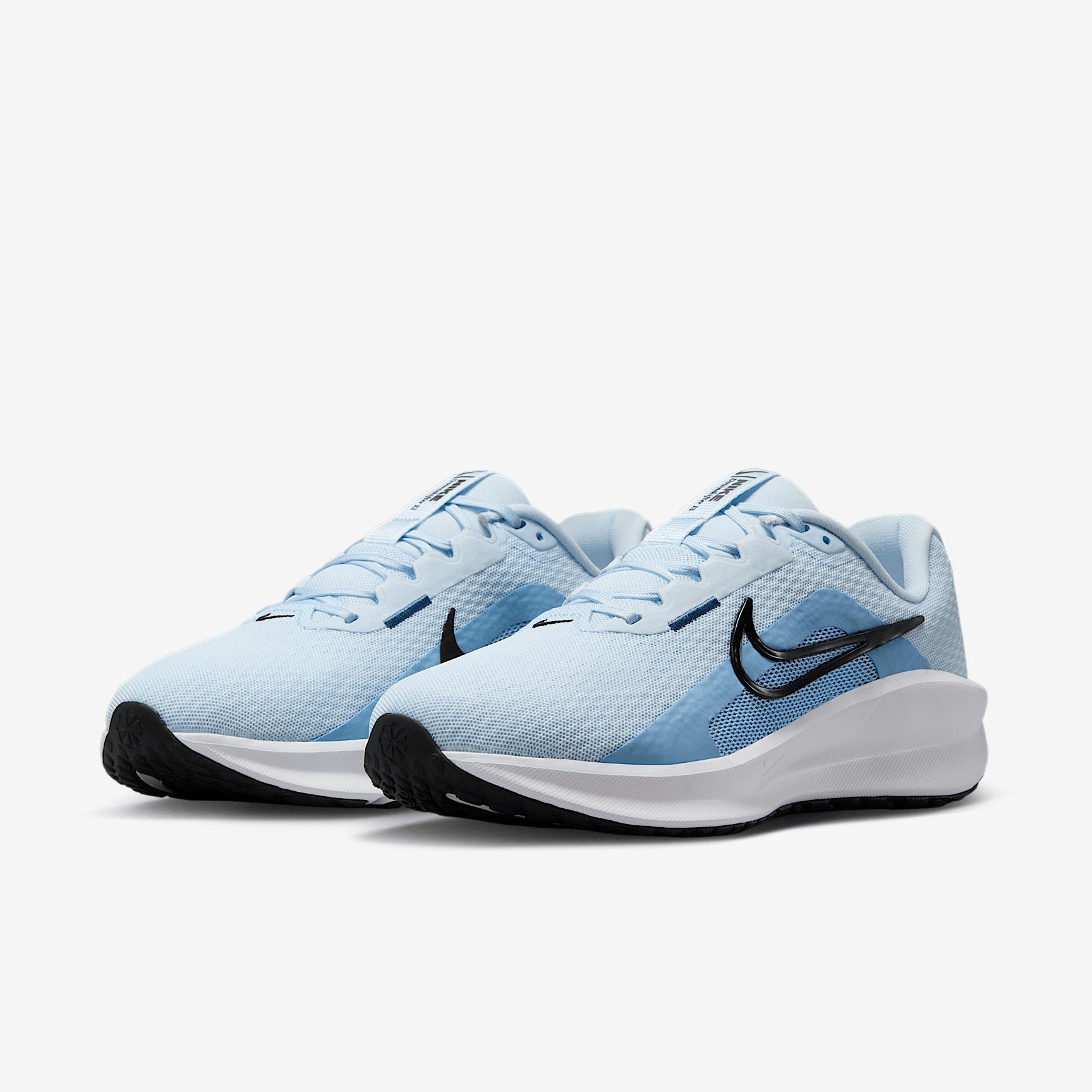 Nike Downshifter 13 Women's Road Running Shoes (Extra Wide) Product Image
