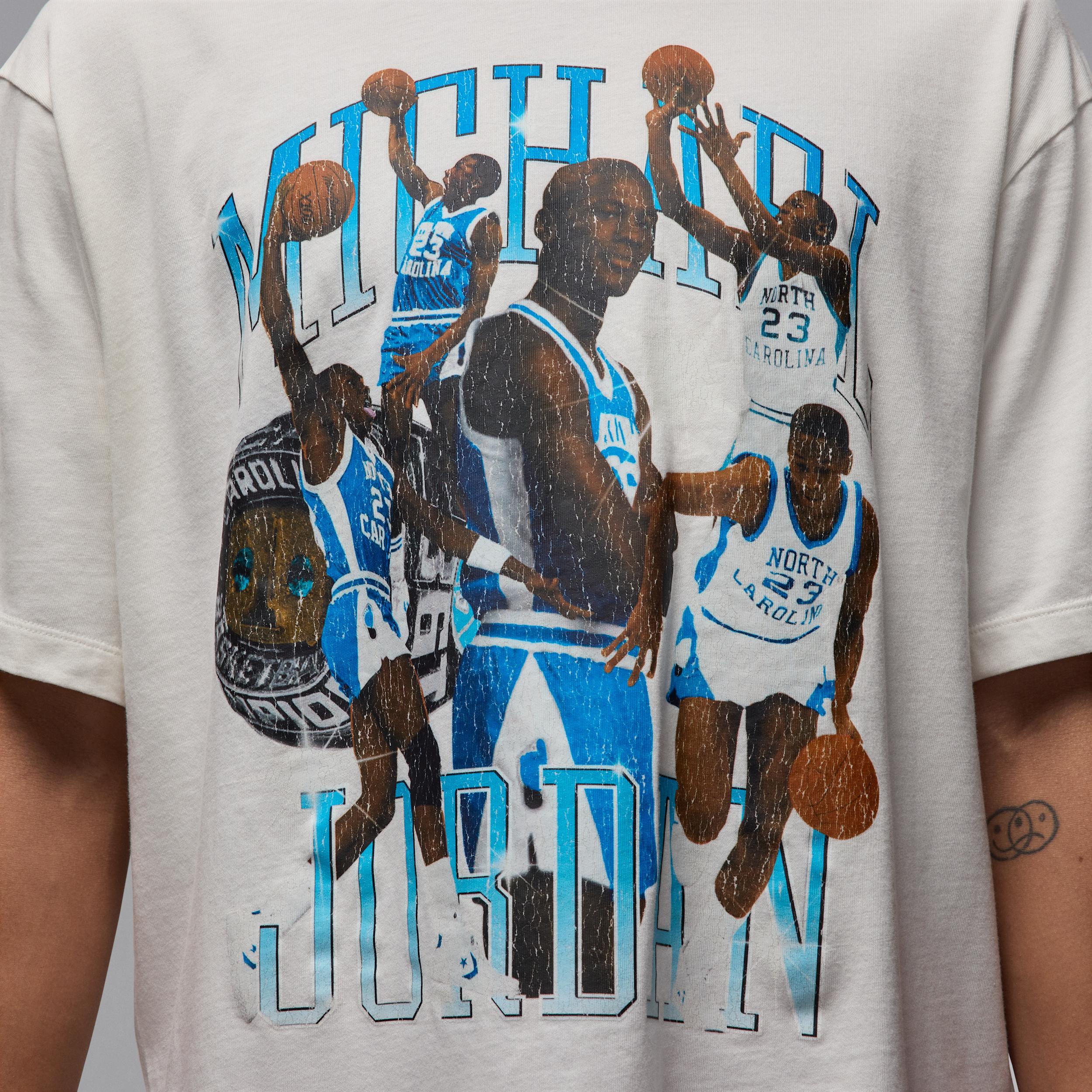 Men's Jordan Flight Essentials Graphic T-Shirt Product Image
