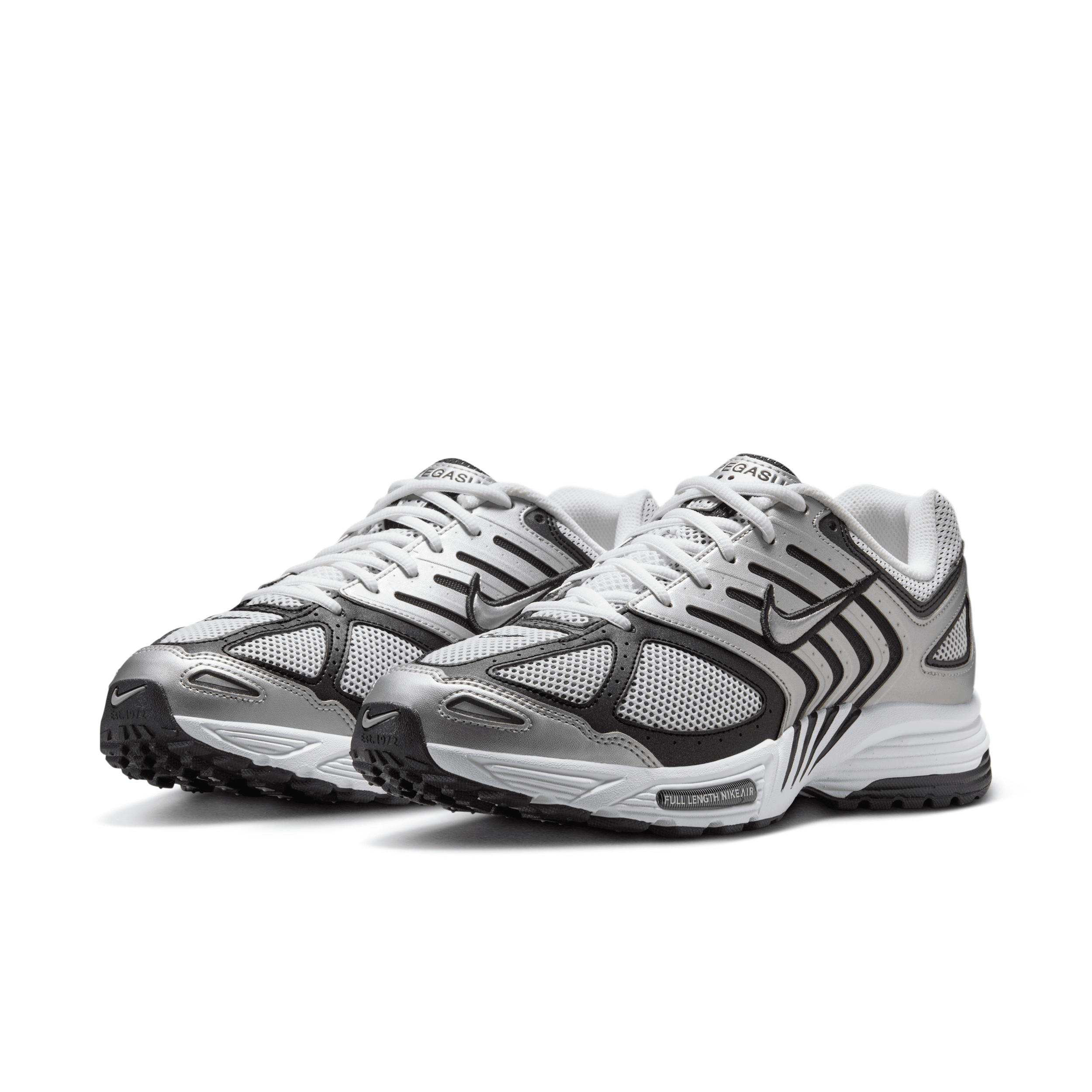 Nike Men's Air Pegasus 2005 Shoes Product Image