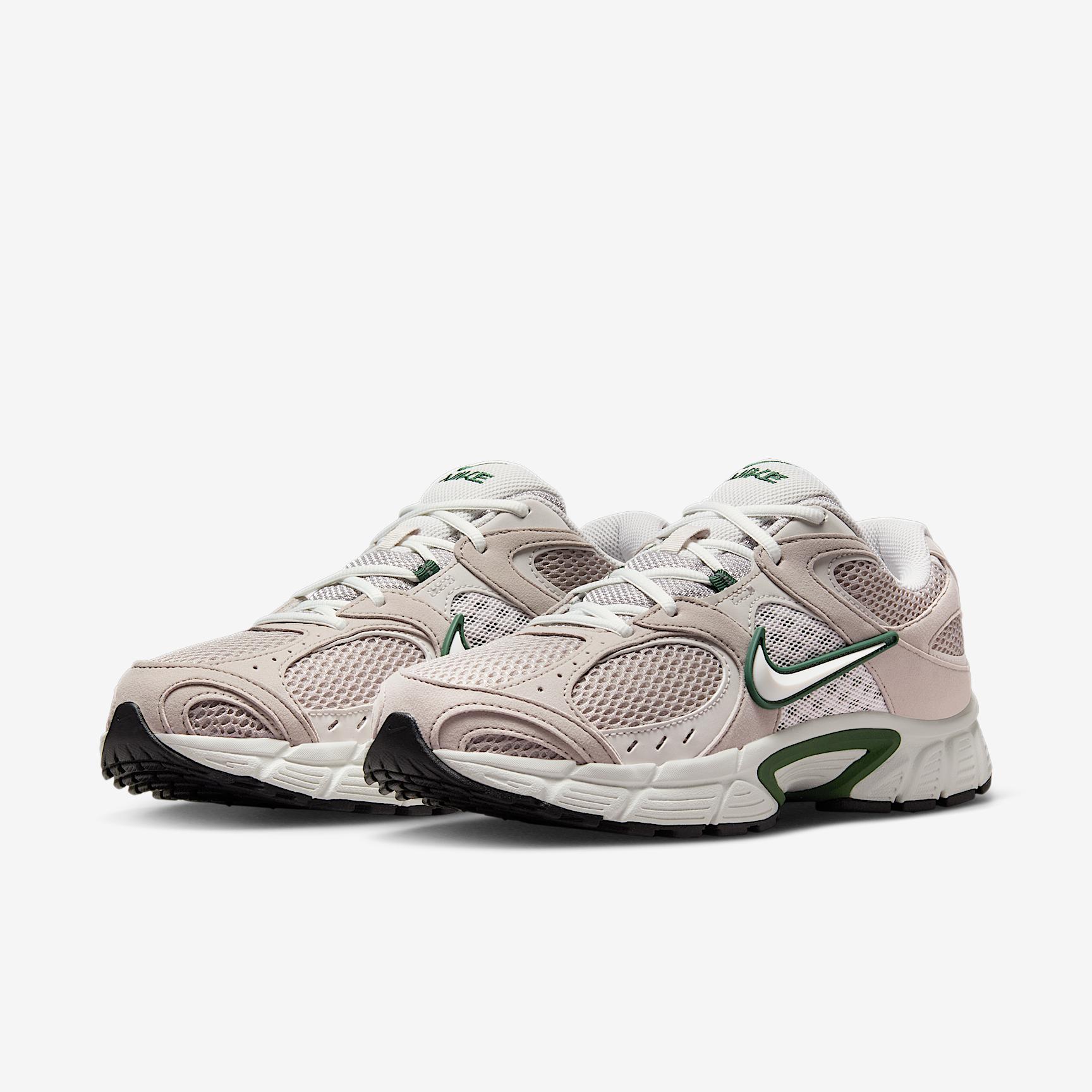 Nike Mens V5 RNR Shoes | II6292-001 Product Image