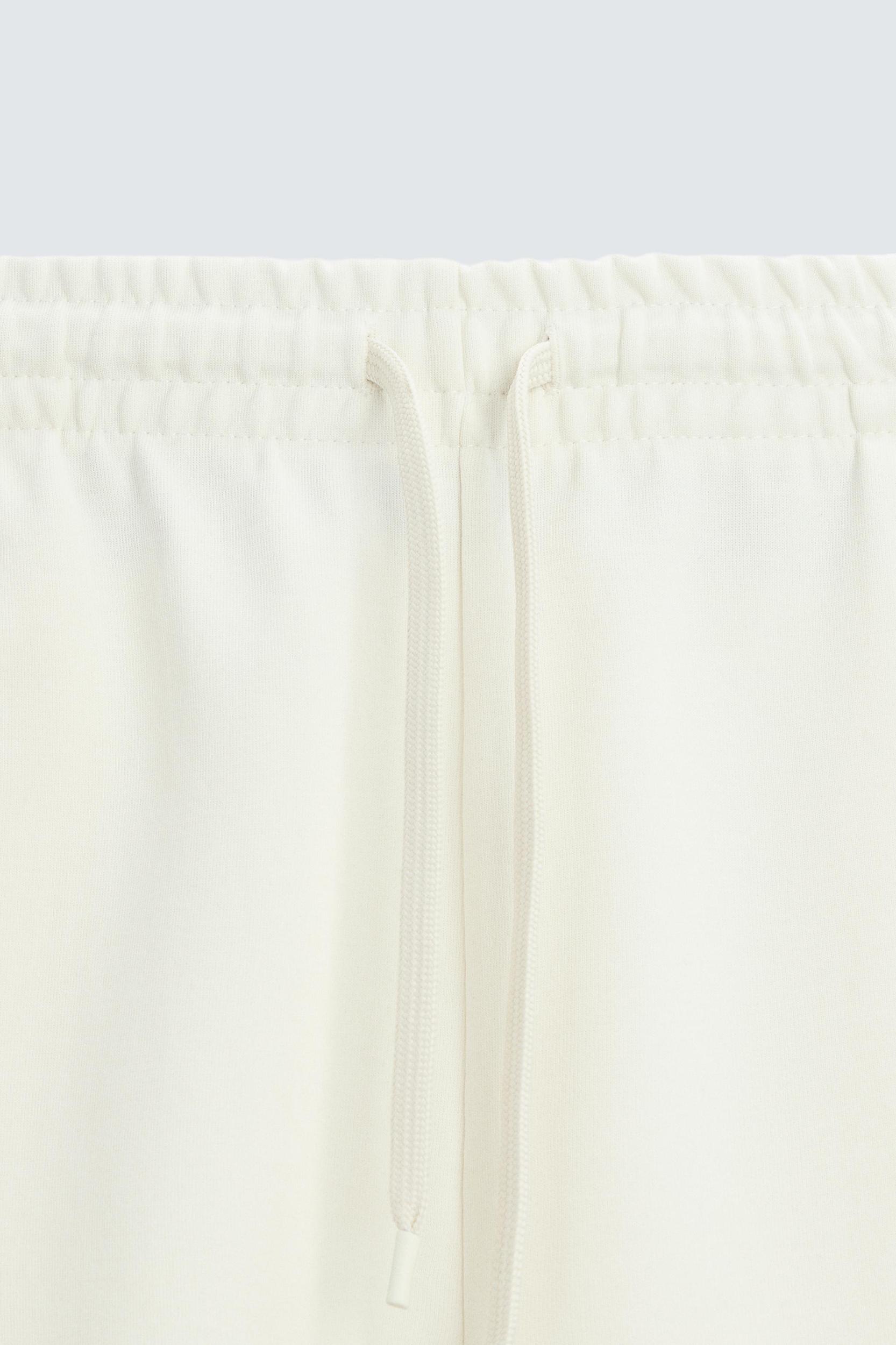 TECHNICAL INTERLOCK SHORTS Product Image