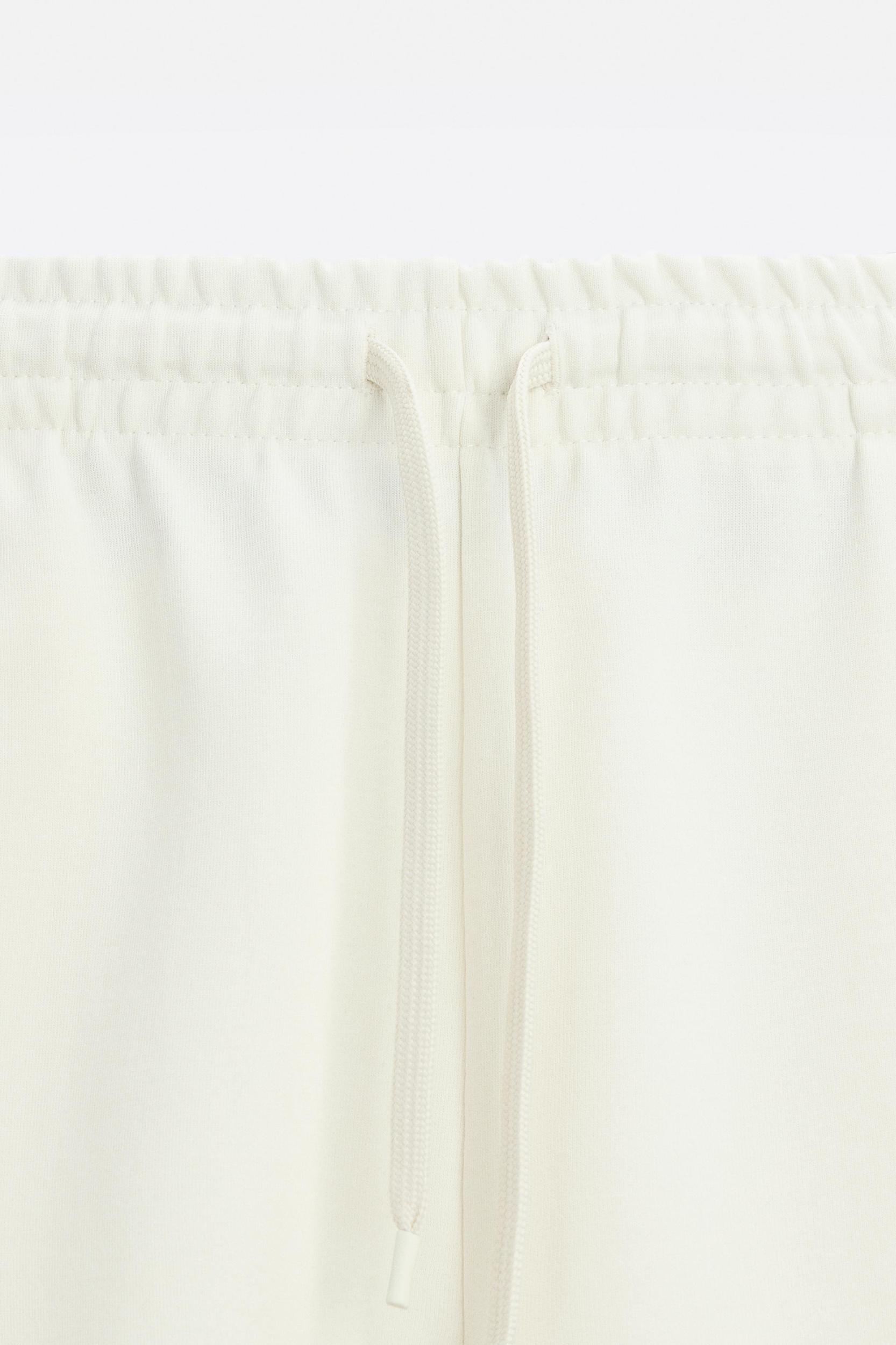 TECHNICAL INTERLOCK SHORTS Product Image