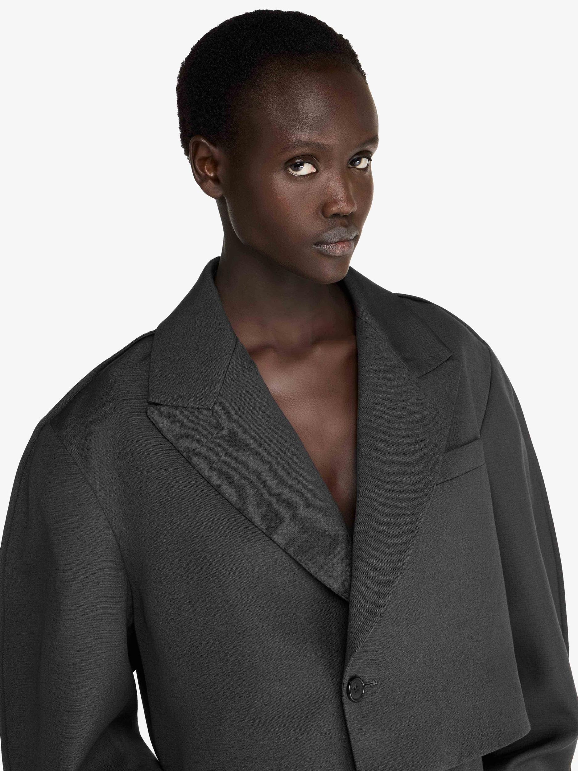 CROPPED ROUNDED TAILORED JACKET Product Image