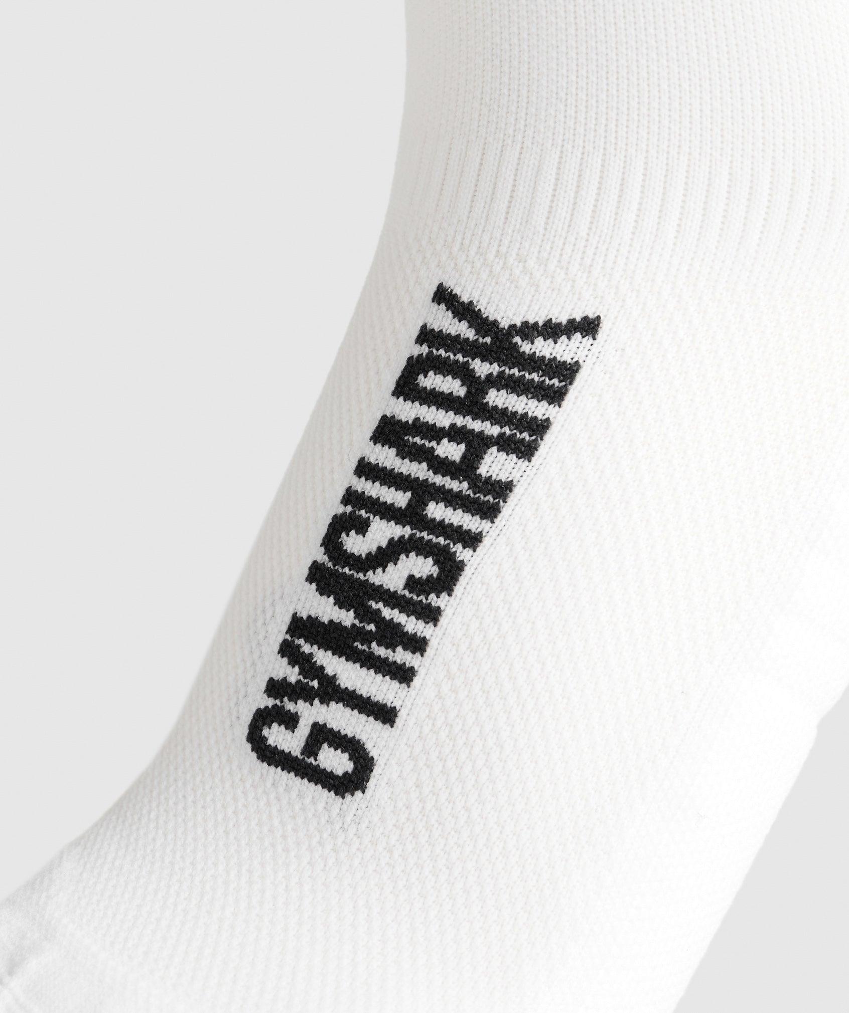 Mid Running Socks Product Image