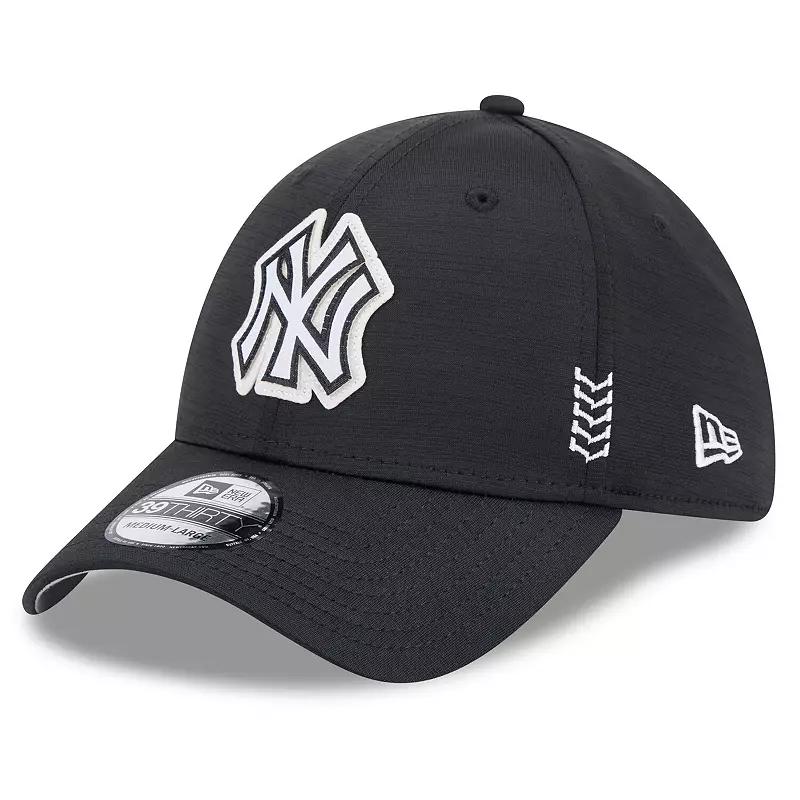 Men's New Era  Black New York Yankees 2024 Clubhouse 39THIRTY Flex Fit Hat, Size: Large/XL Product Image