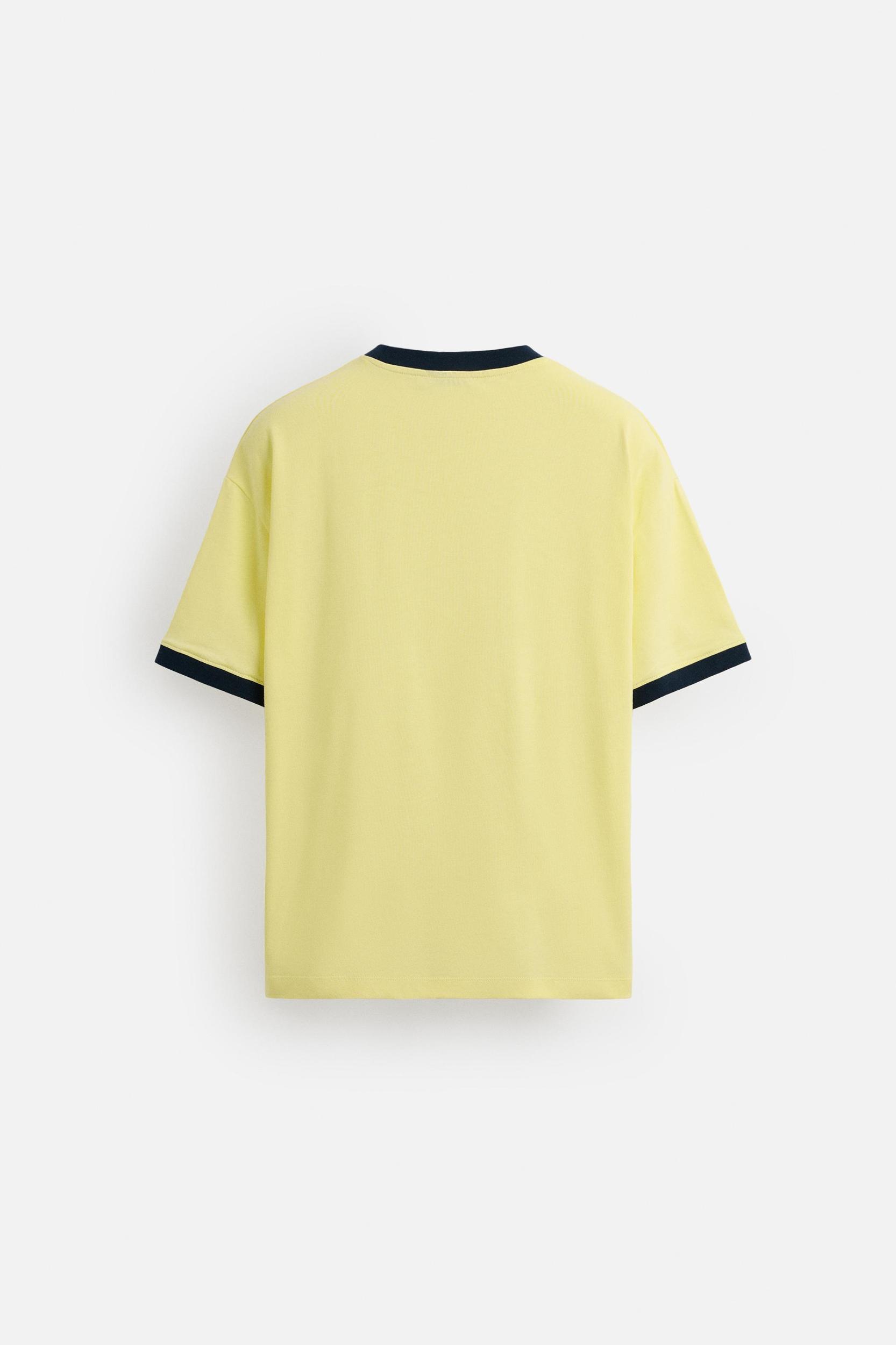 CONTRAST RIB TEXT T-SHIRT Product Image