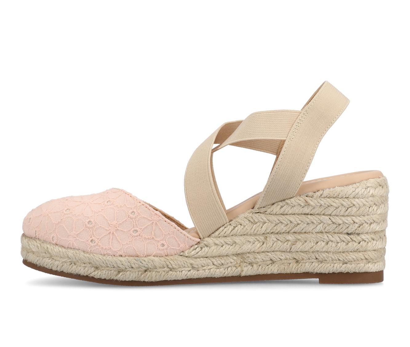 Women's Journee Collection Ashlee Wedges Product Image