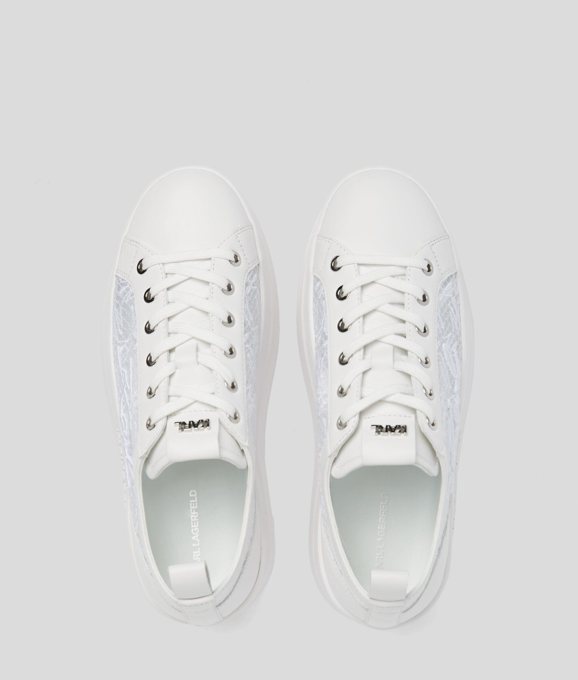 KOBE SIGNATURE SNEAKERS Product Image