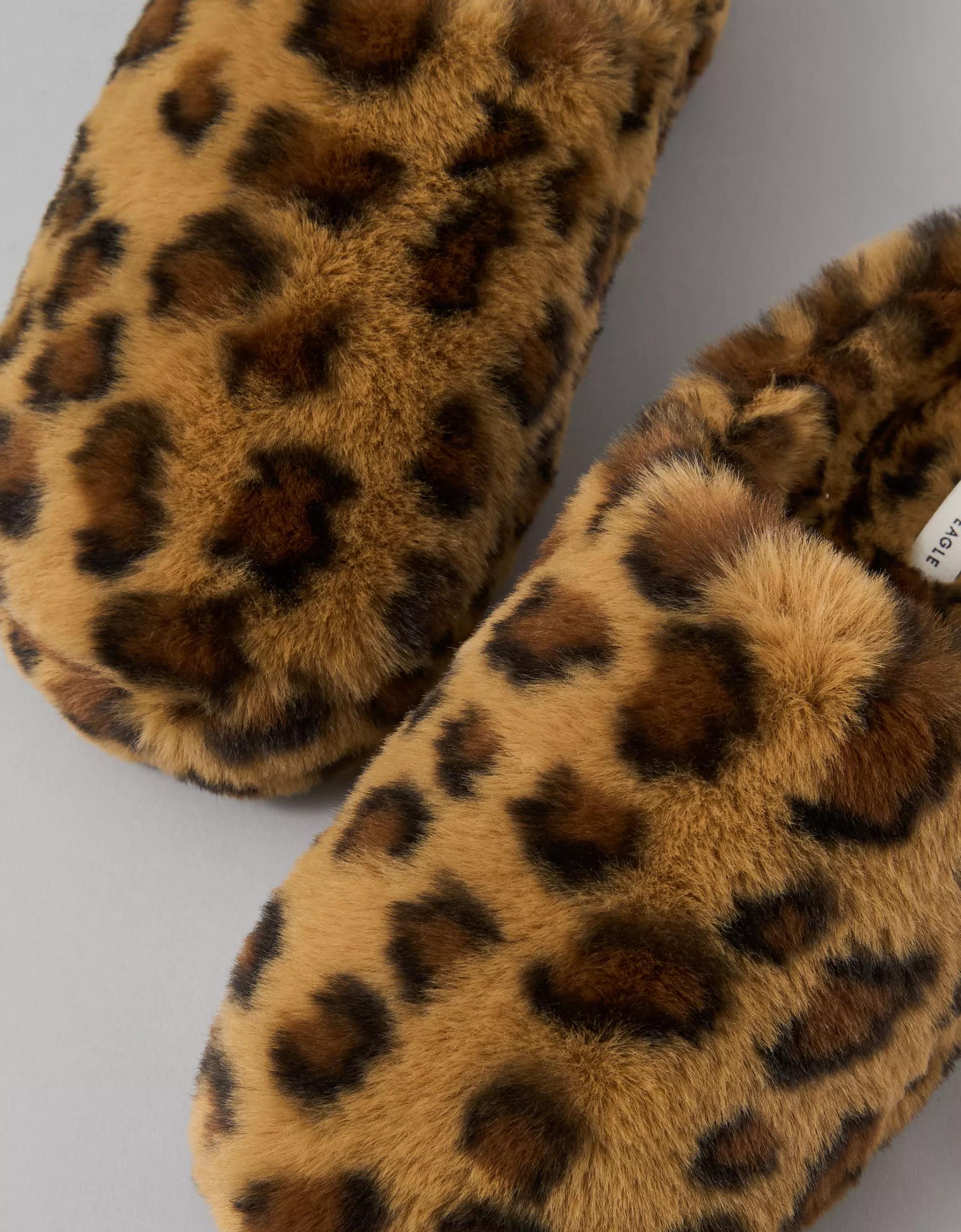 AE Leopard Slipper Product Image