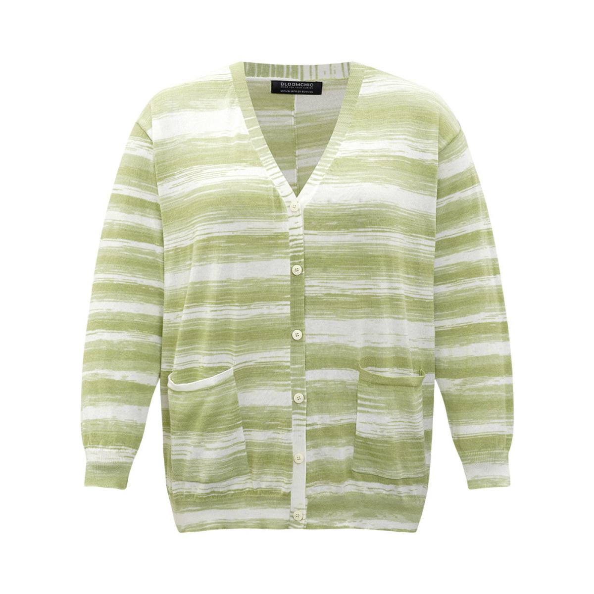 Plus Size Ombre Button Up Patched Pocket Cardigan LightGreen Women Casual Loose Long Sleeve Dailywear Cardigans BloomChic 26/4X Product Image