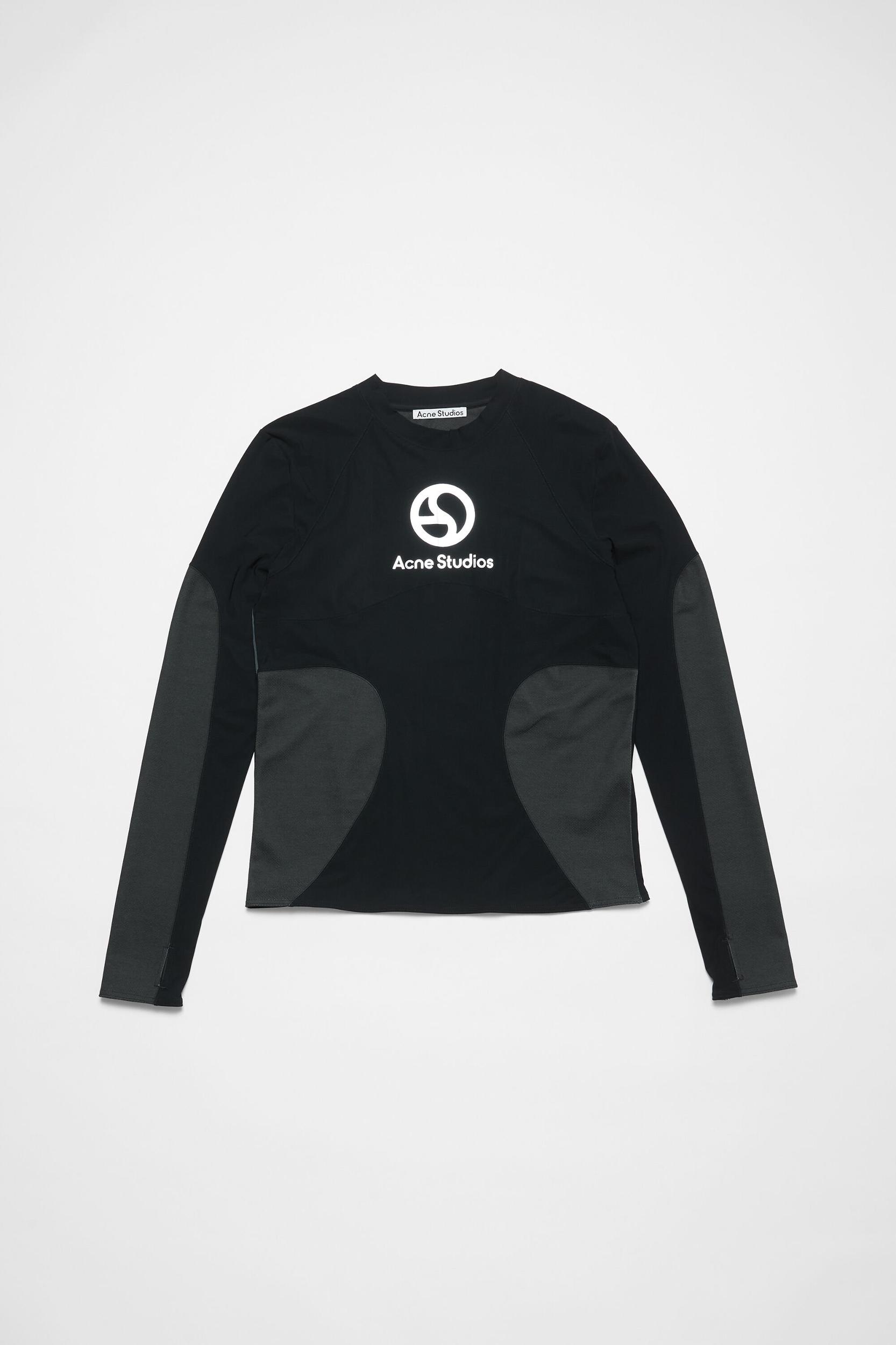 Long sleeve t-shirt logo Product Image