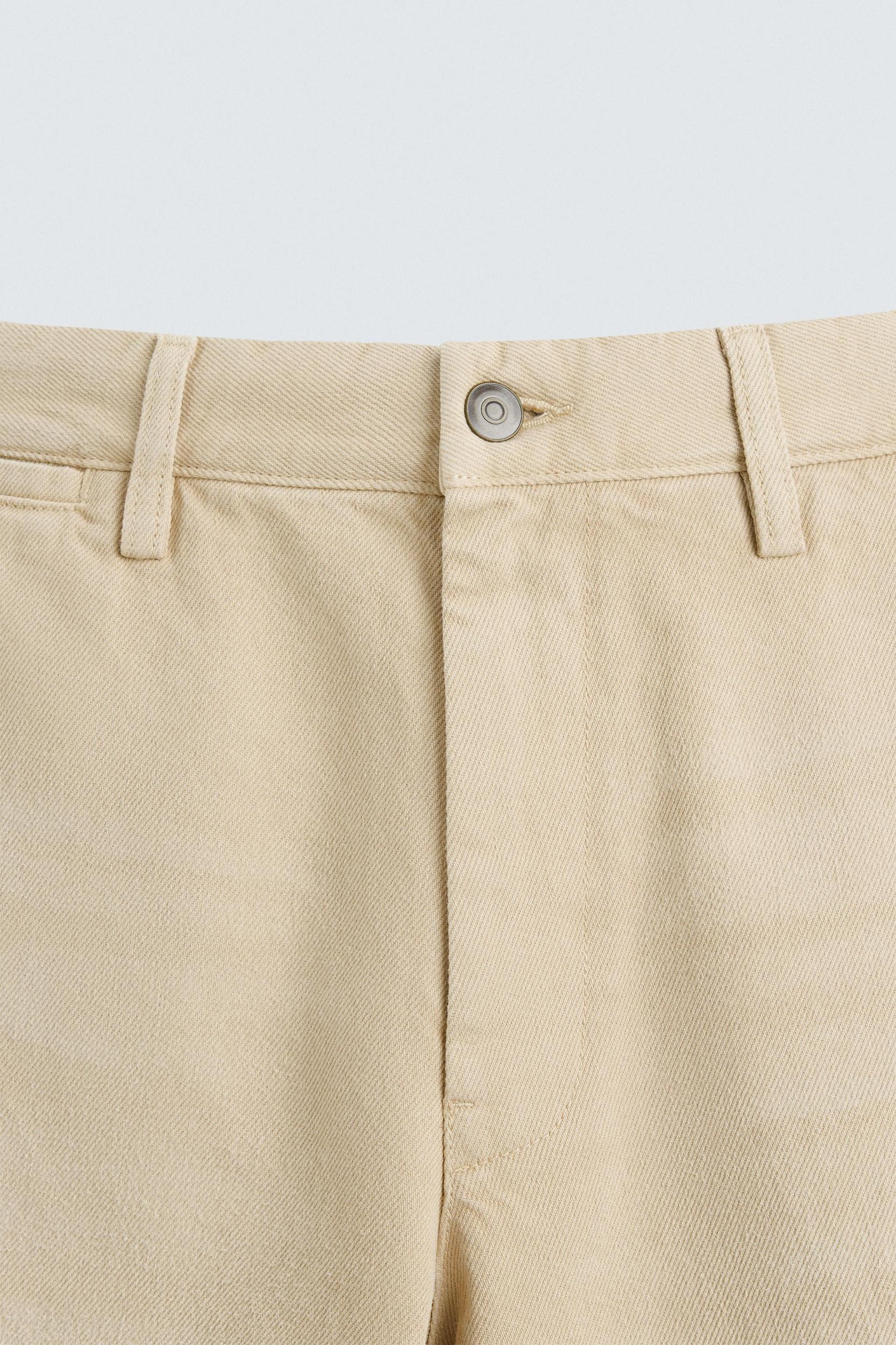 BAGGY FIT BERMUDA SHORTS © OTIS KWAME KYE QUAICOE Product Image