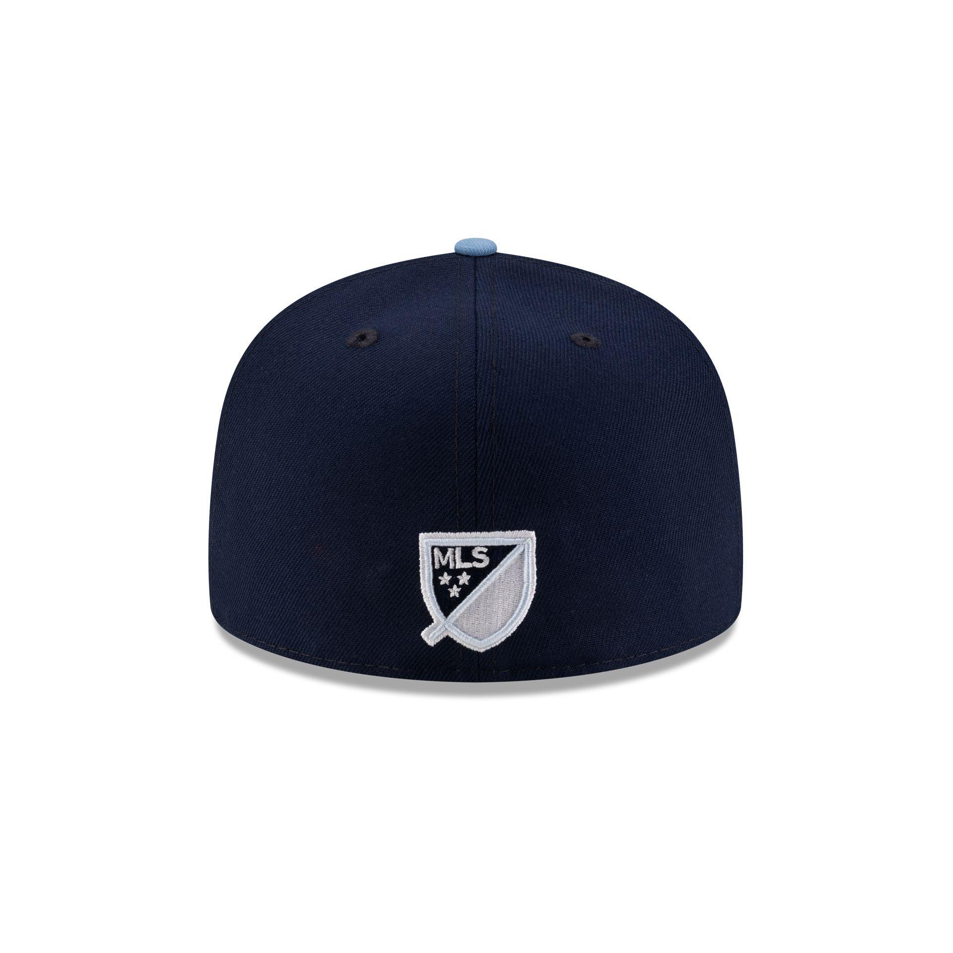 Miami Heat Metallic Gold Logo 59FIFTY Fitted Hat Male Product Image