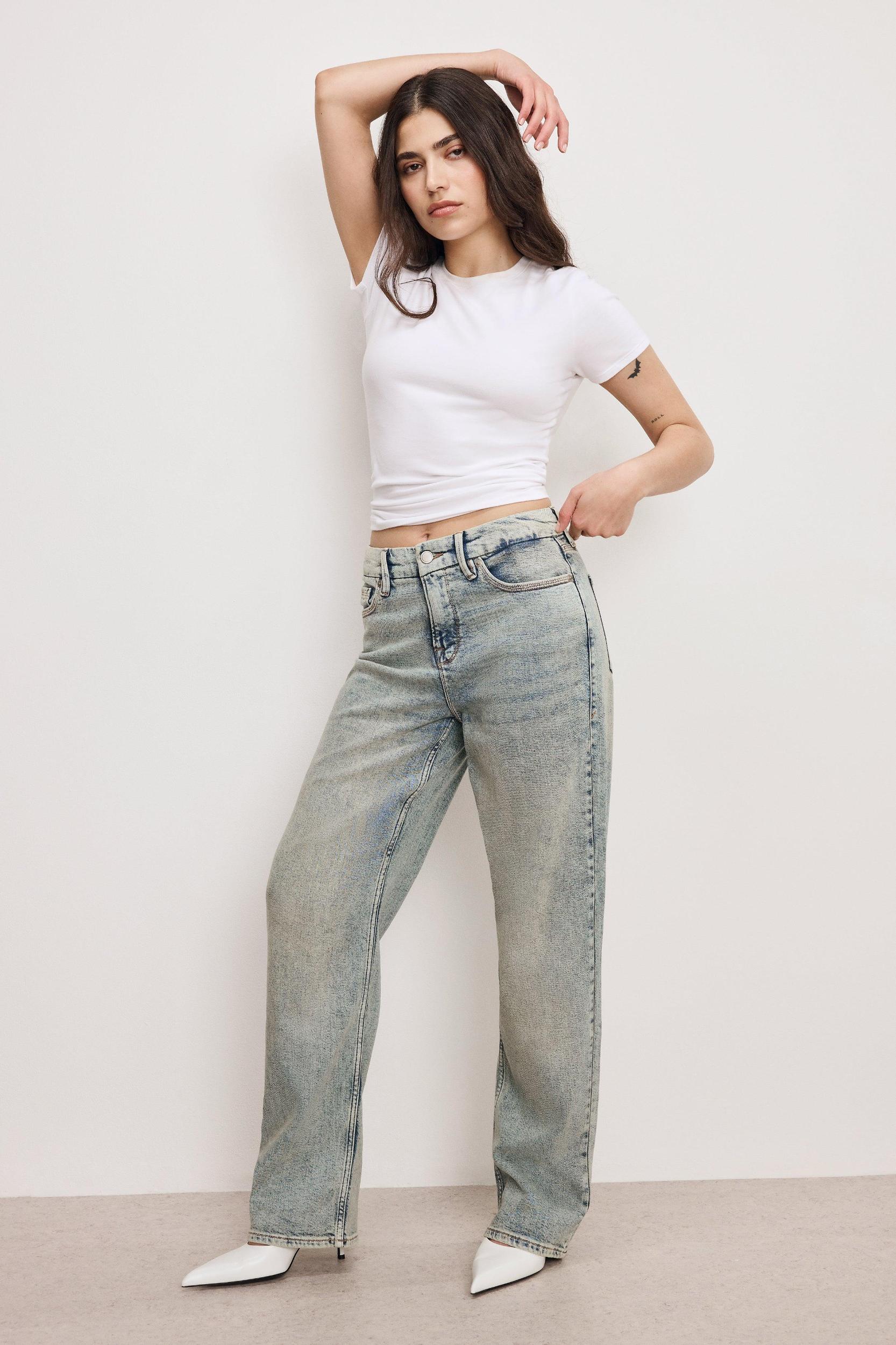 GOOD PETITE '90s JEANS | BLUE690 Product Image