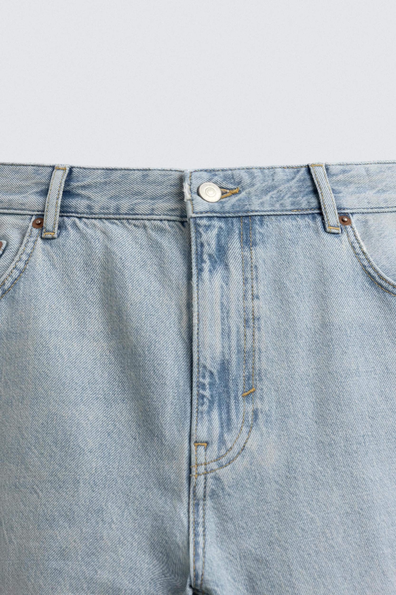 STRAIGHT FIT JEANS Product Image